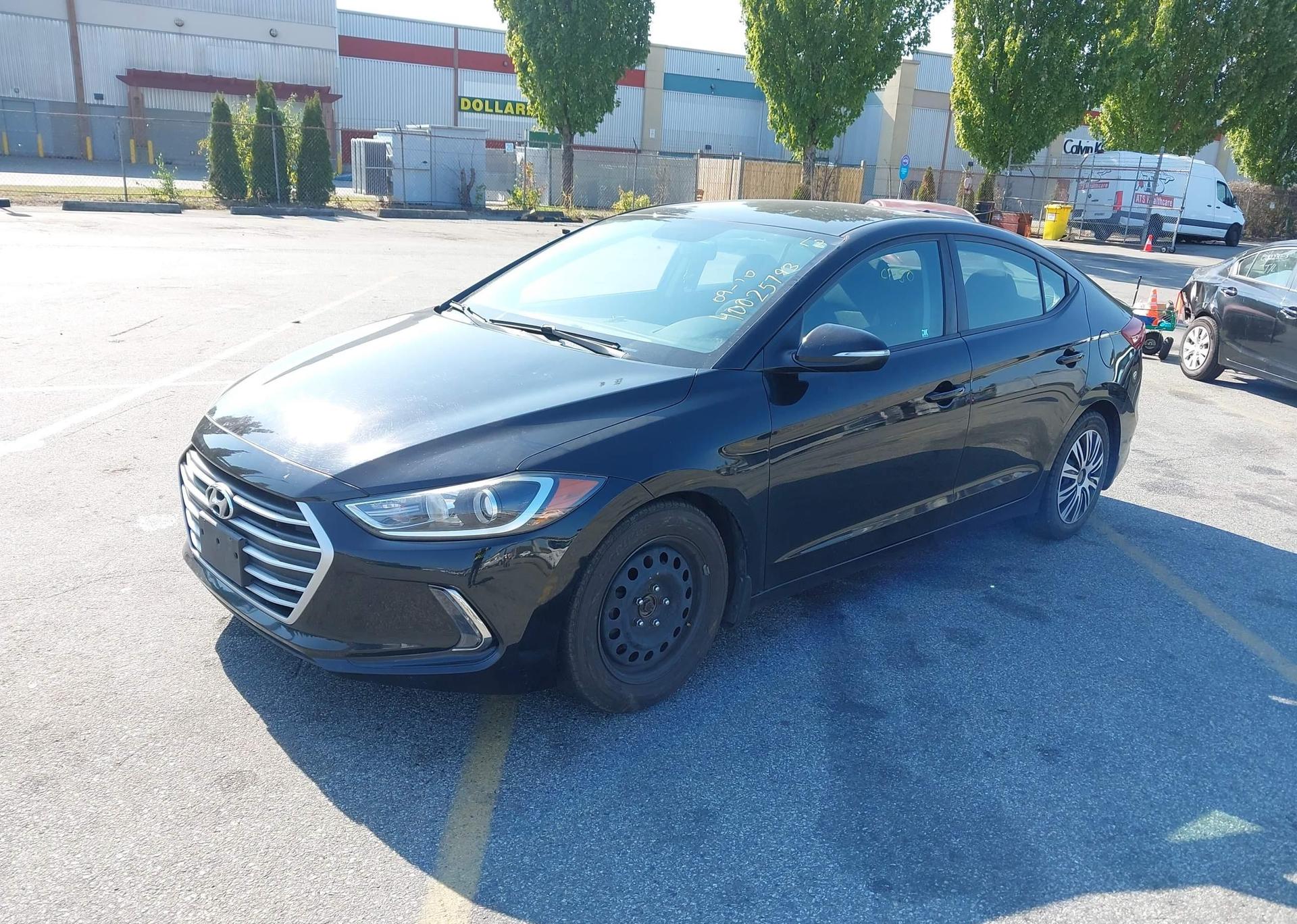 2017 HYUNDAI ELANTRA SE