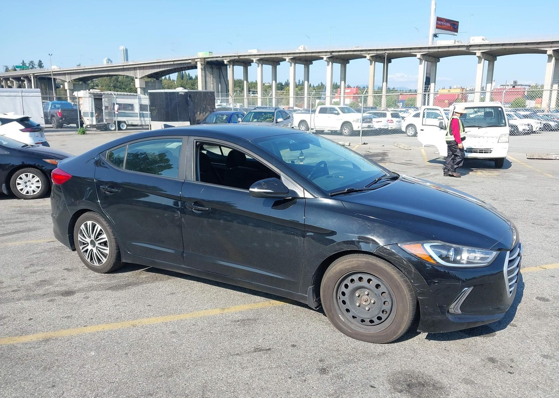 2017 HYUNDAI ELANTRA SE