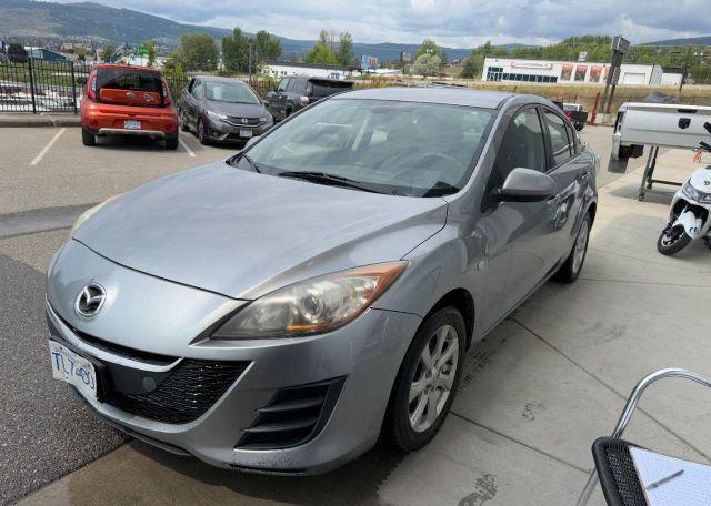 2010 MAZDA 3 I