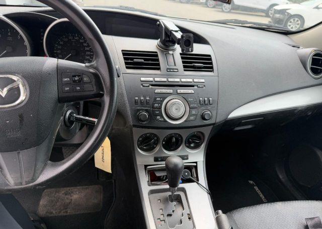2010 MAZDA 3 I