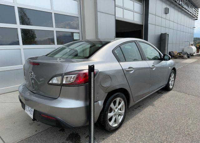 2010 MAZDA 3 I