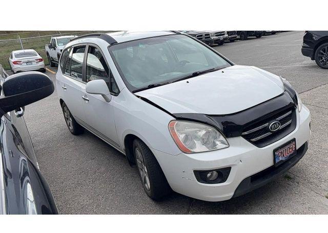 2008 KIA RONDO