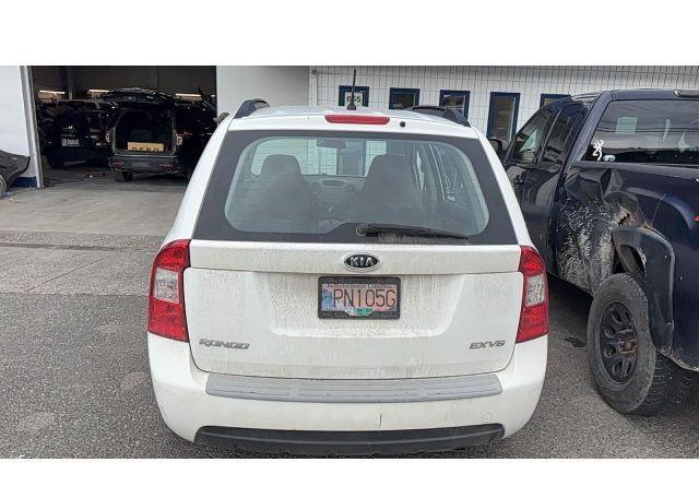 2008 KIA RONDO