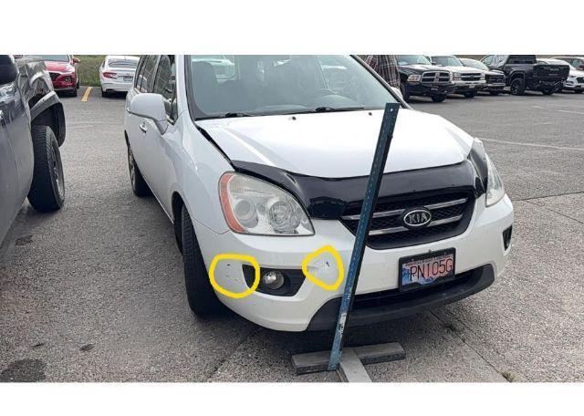 2008 KIA RONDO