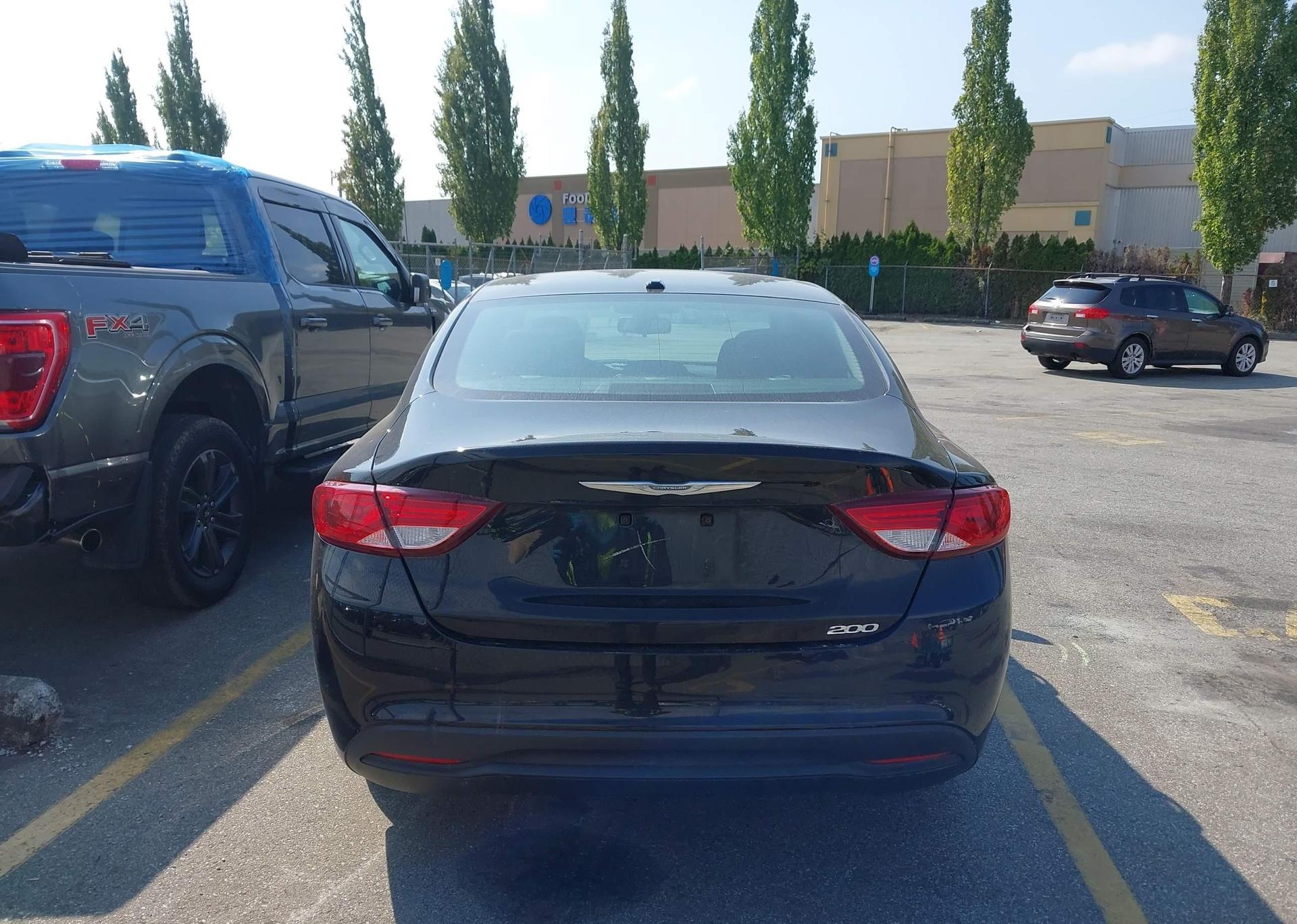 2015 CHRYSLER 200