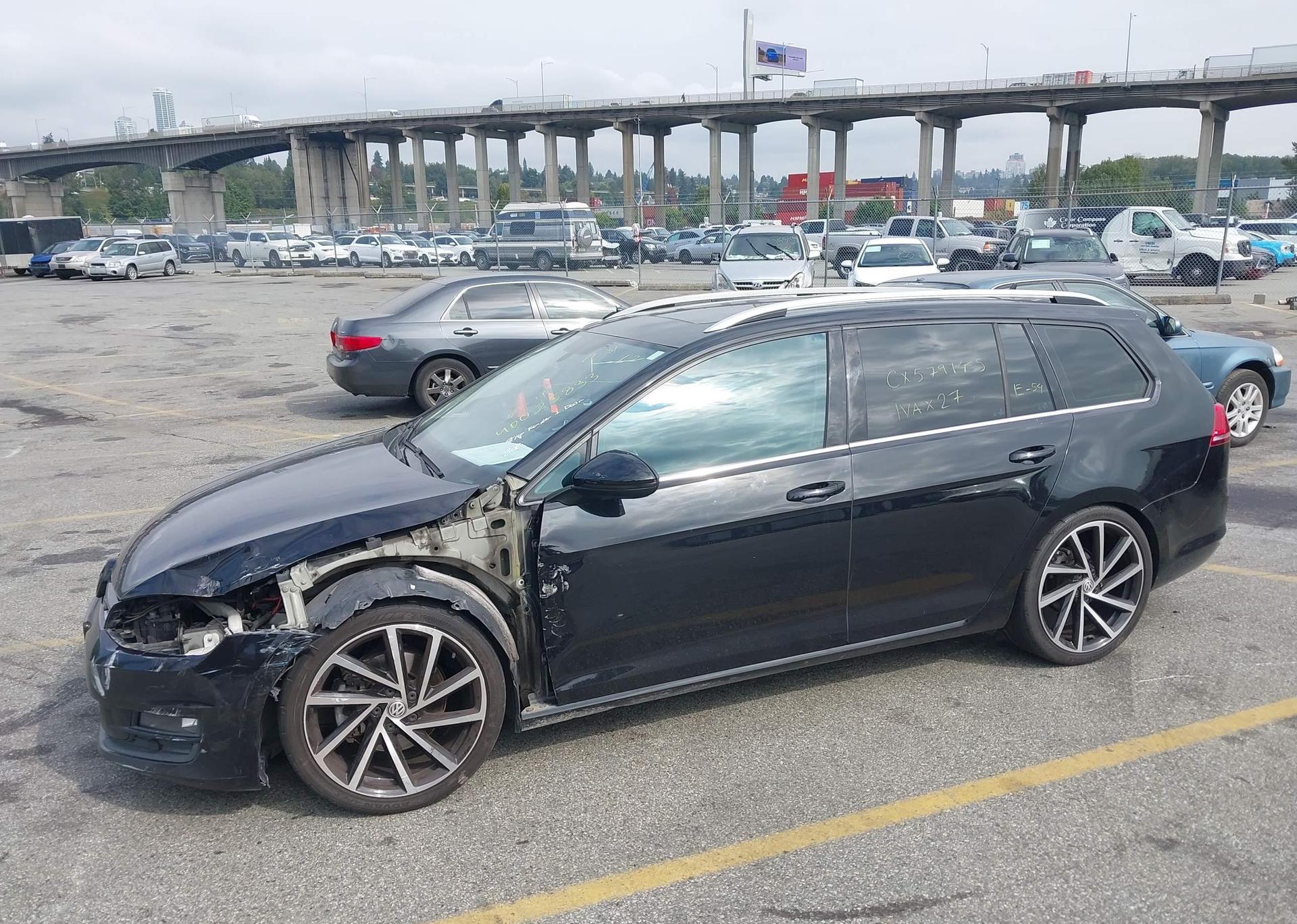 2015 VOLKSWAGEN GOLF