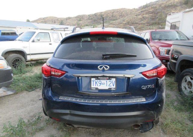 2016 INFINITI QX70