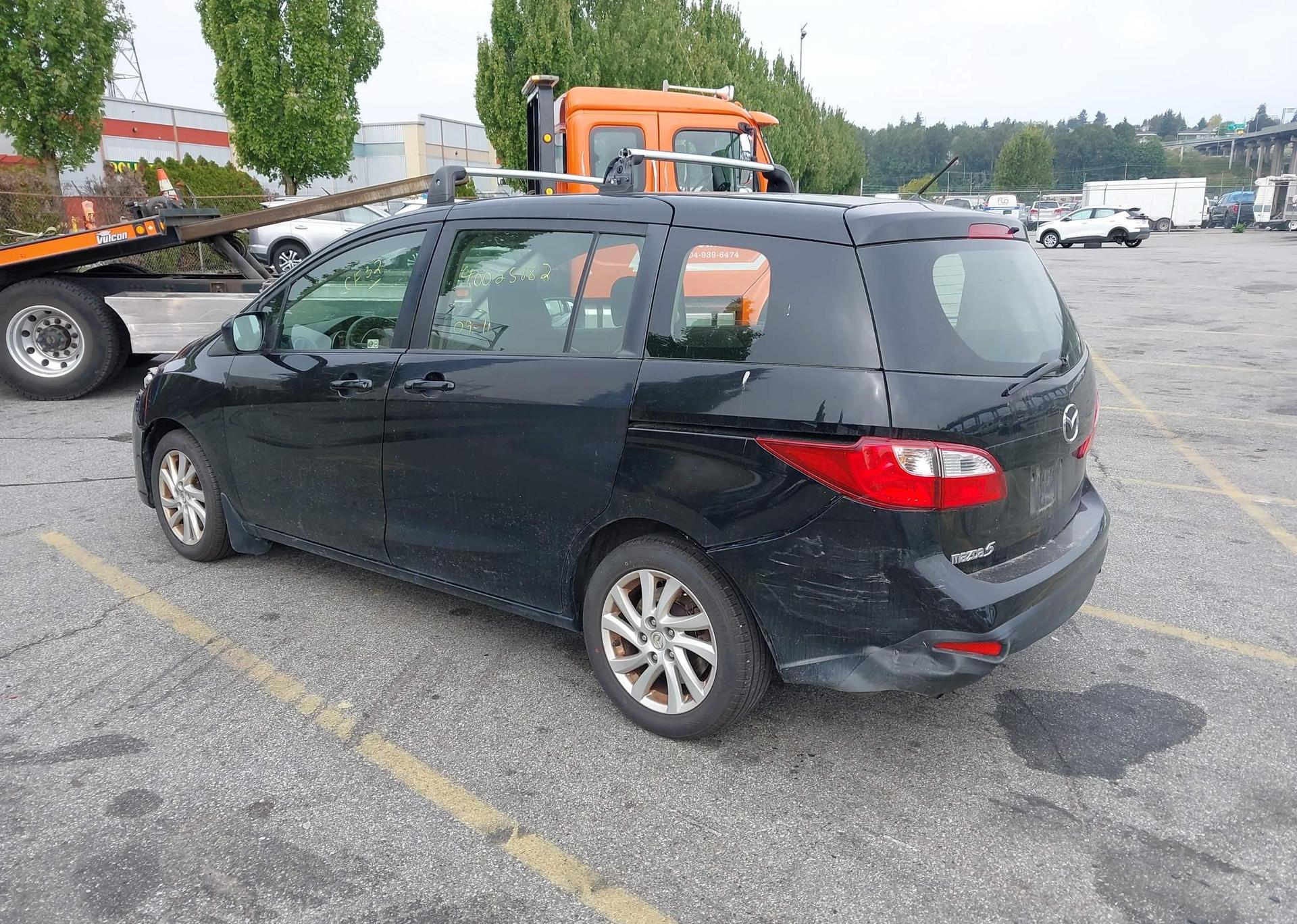 2012 MAZDA 5
