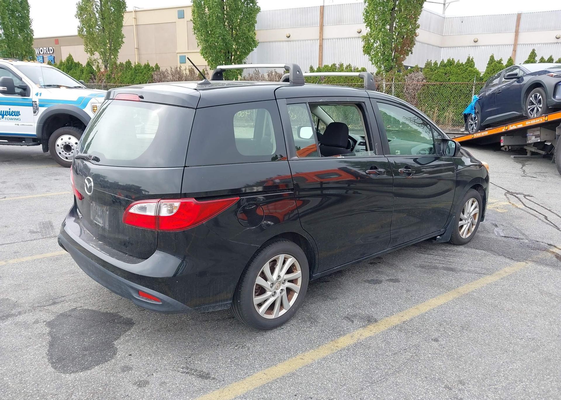 2012 MAZDA 5