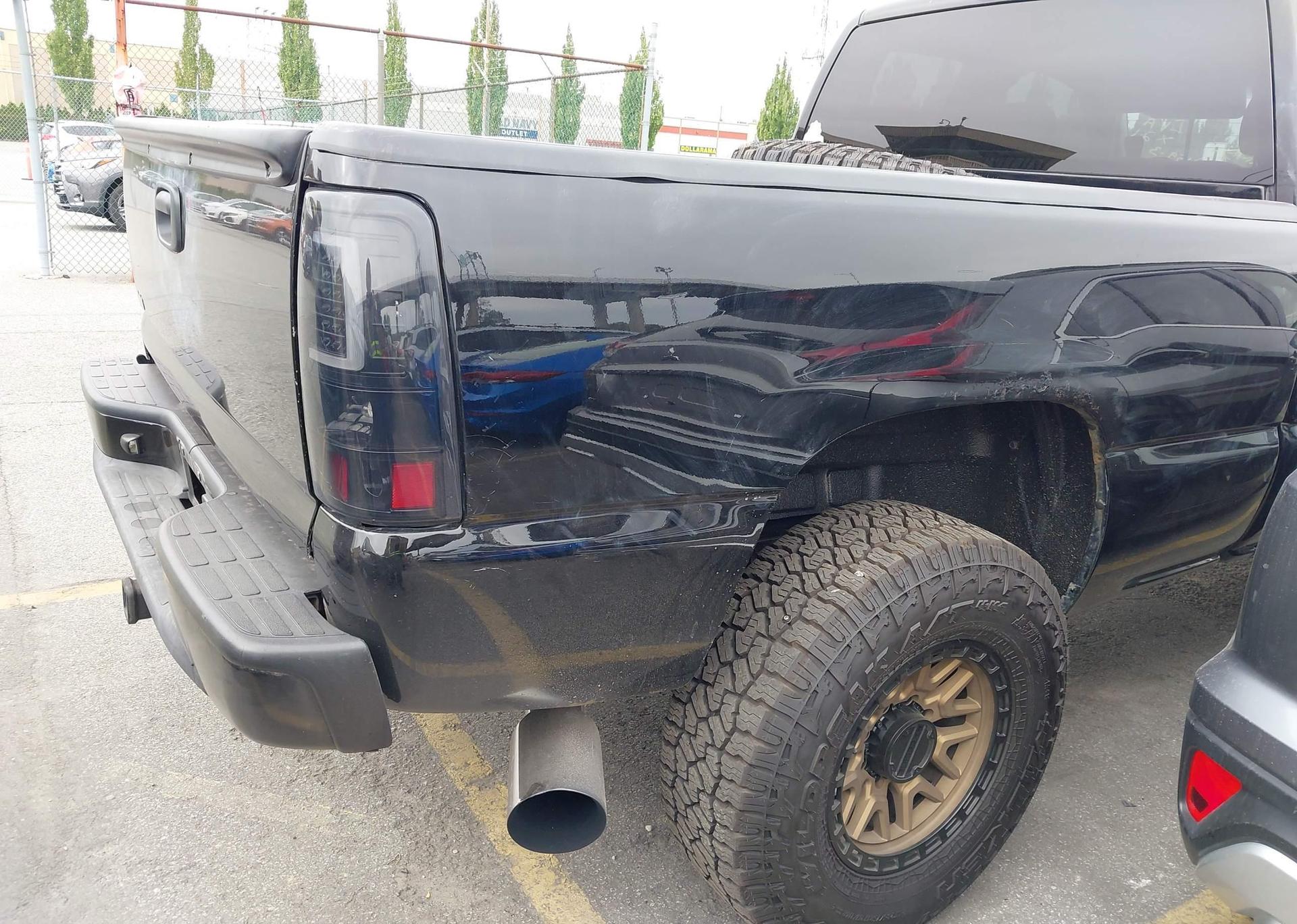 2004 GMC SIERRA K2500 HEAVY DUTY