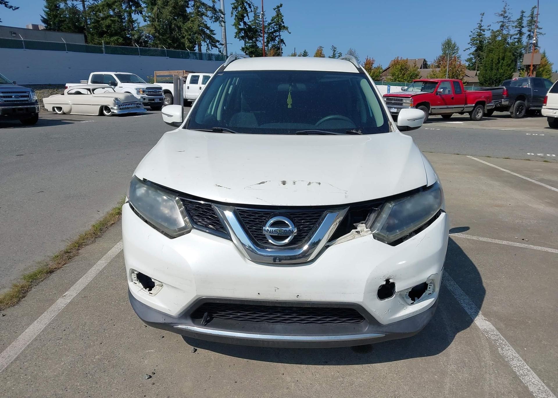 2015 NISSAN ROGUE S