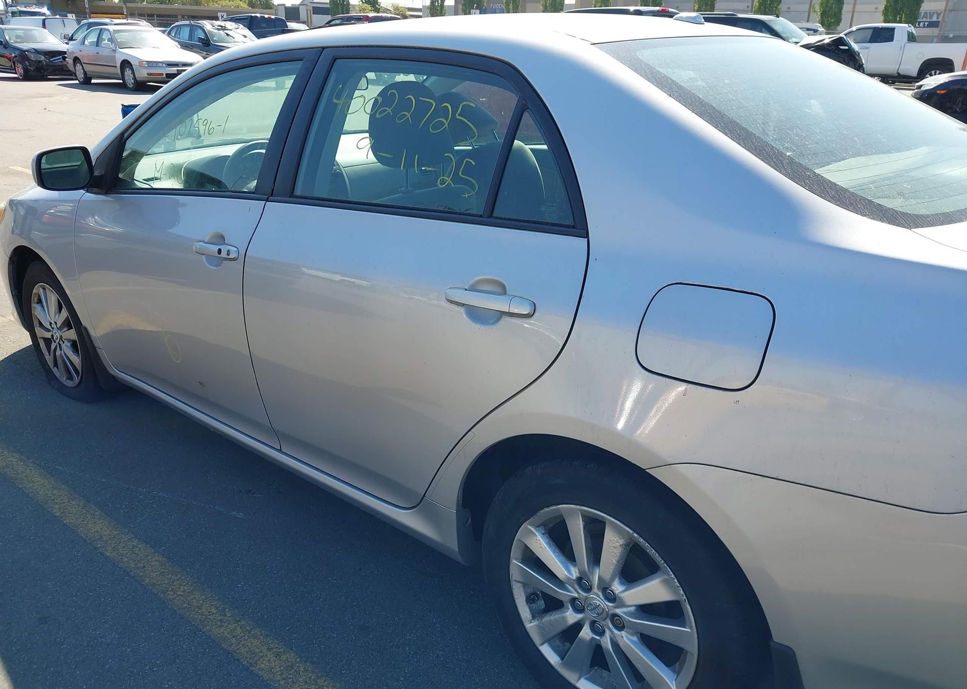 2009 TOYOTA COROLLA S