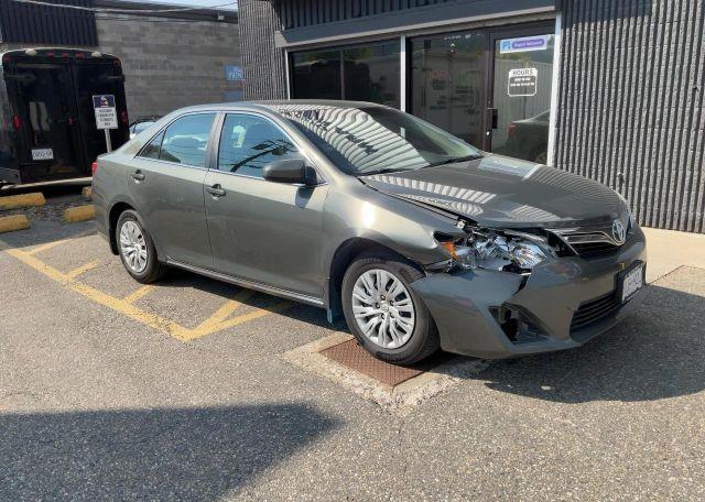 2013 TOYOTA CAMRY