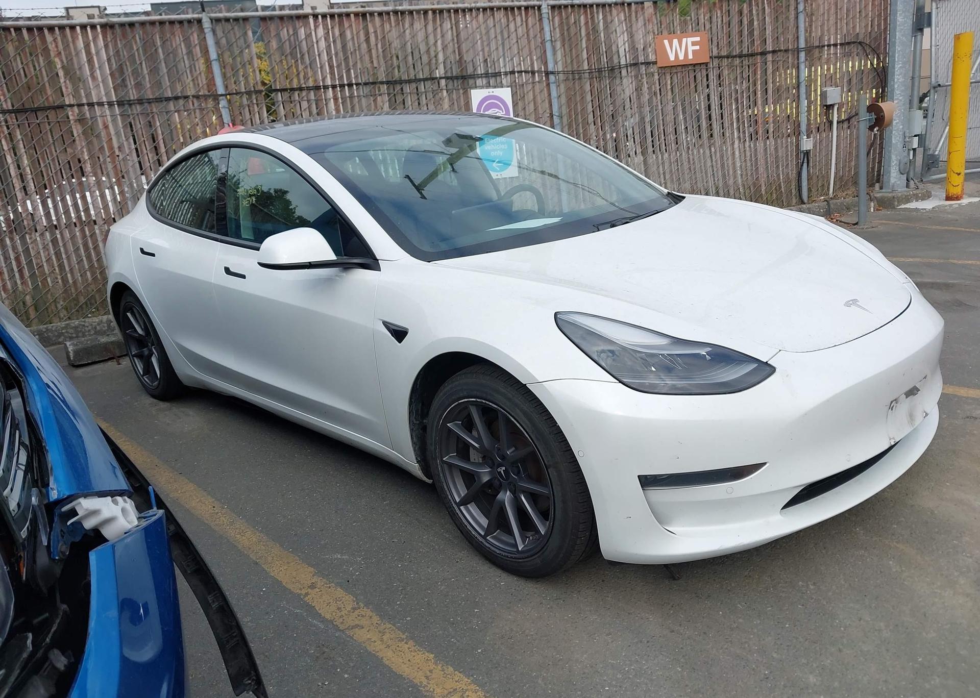 2021 TESLA MODEL 3