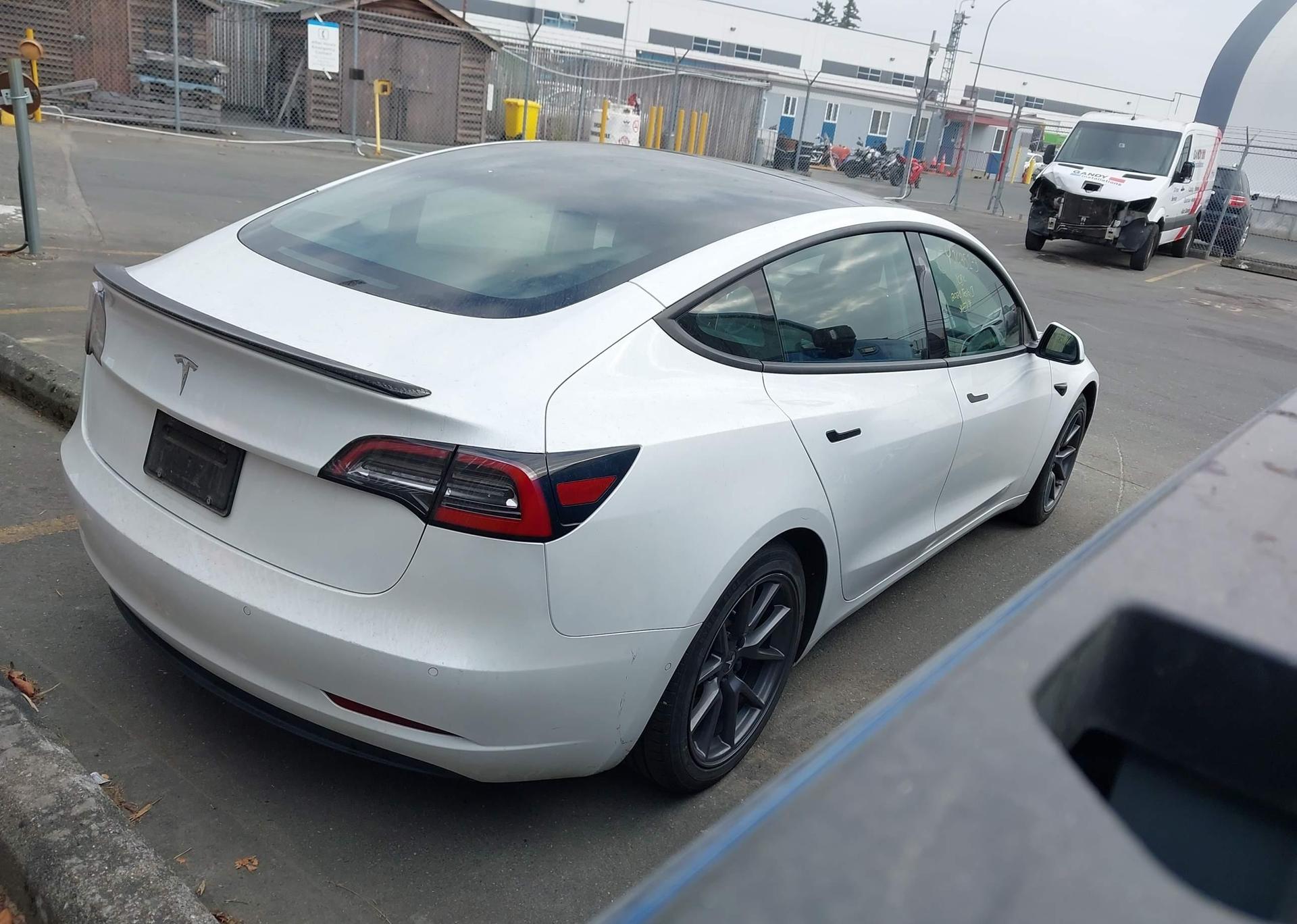 2021 TESLA MODEL 3