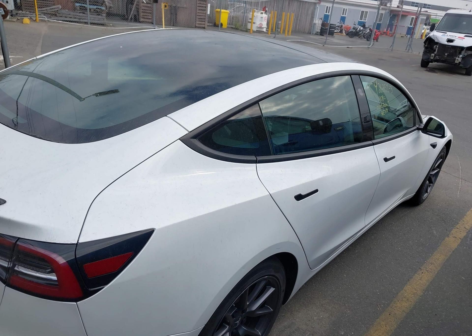 2021 TESLA MODEL 3
