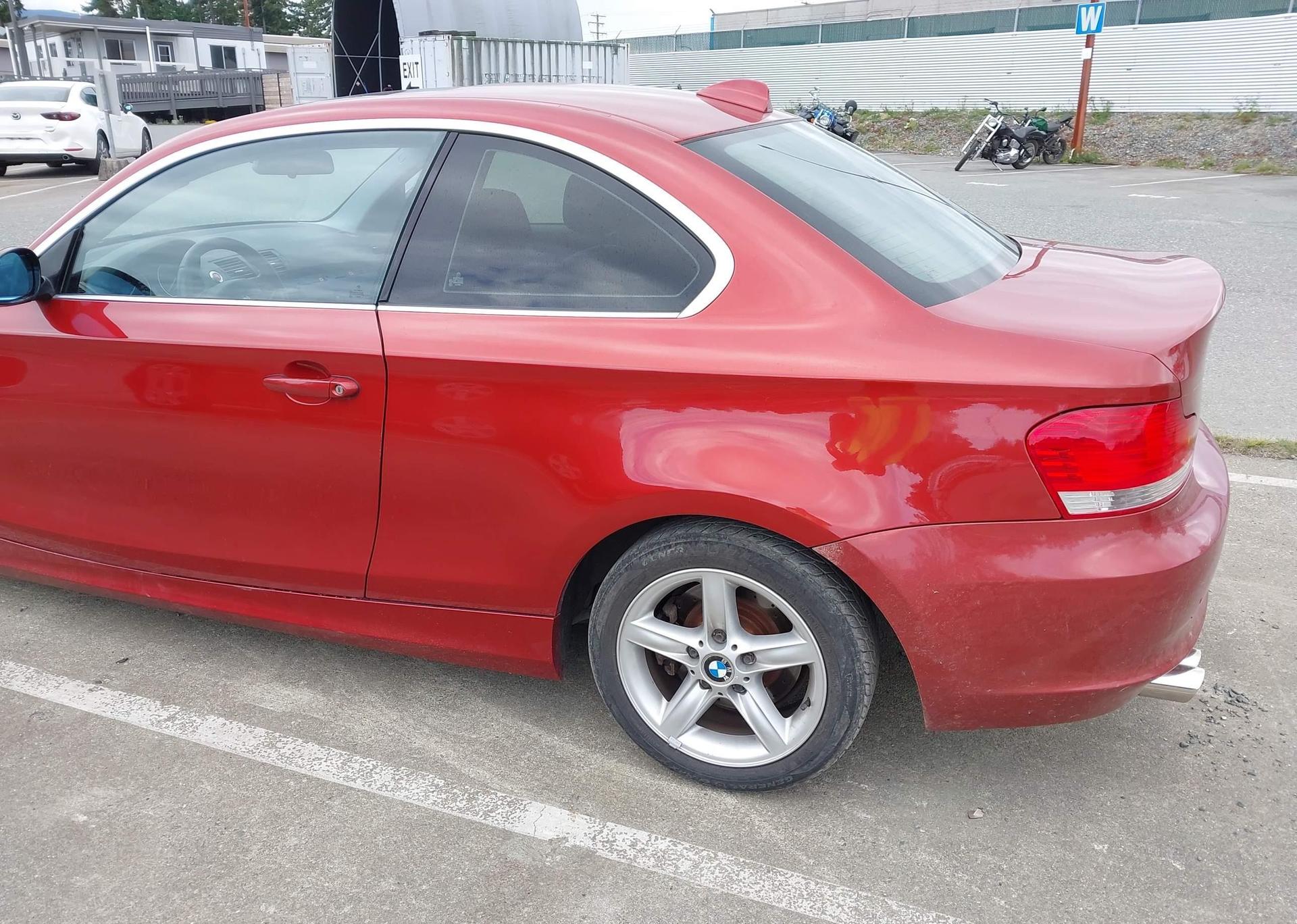 2009 BMW 128I