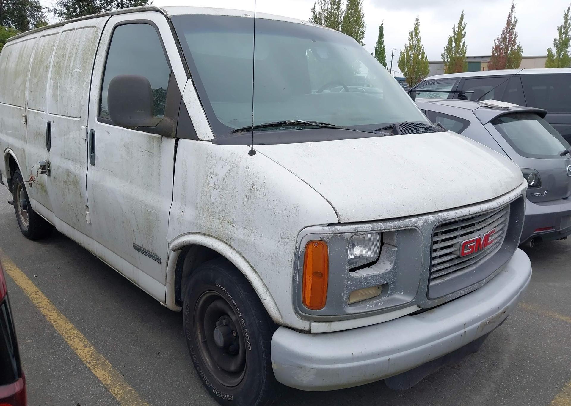 2001 GMC SAVANA G2500