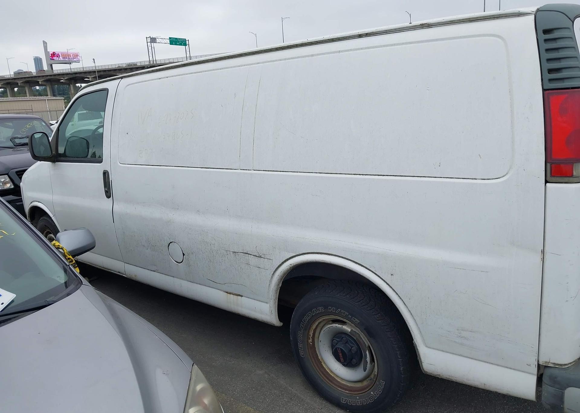 2001 GMC SAVANA G2500