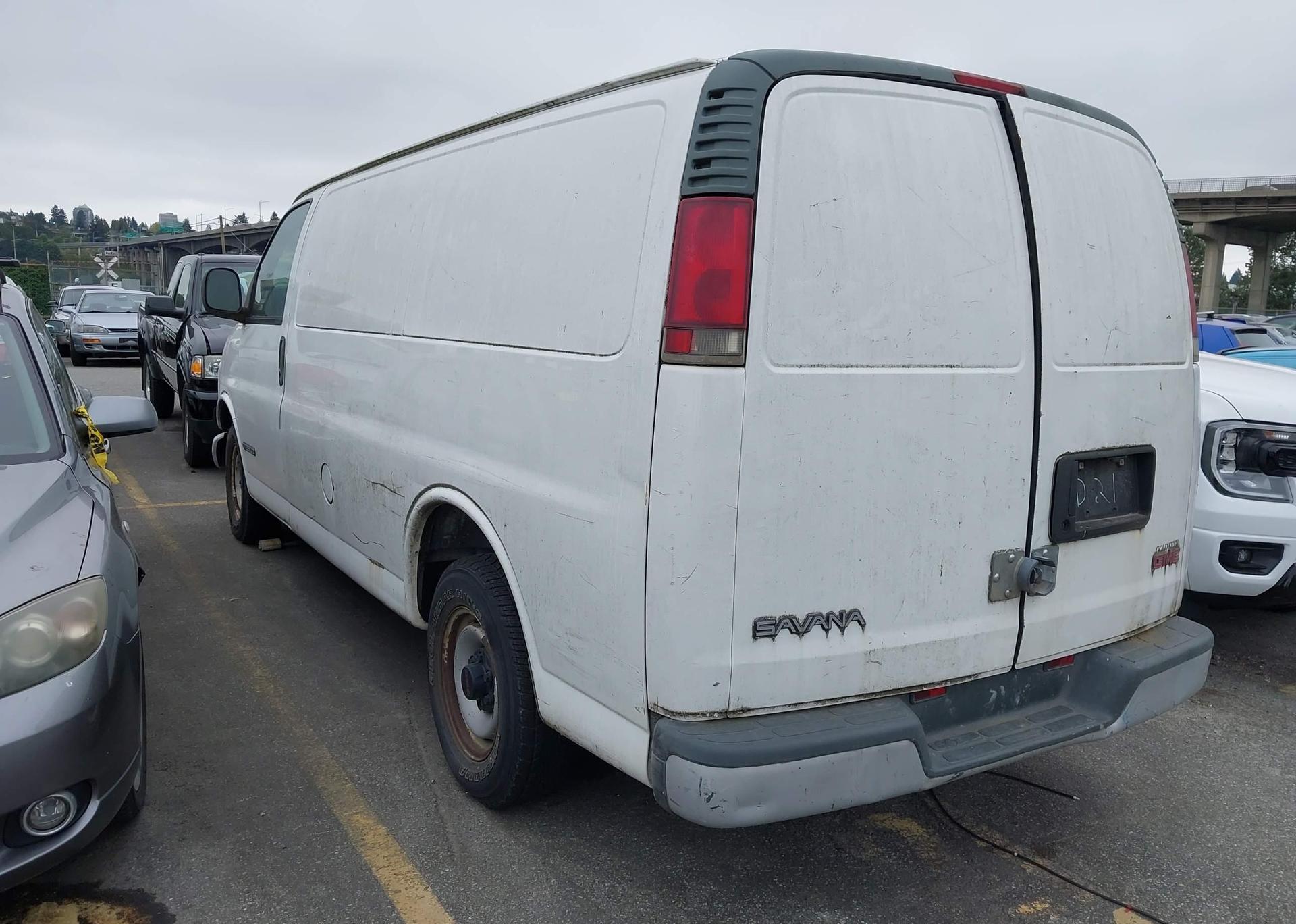 2001 GMC SAVANA G2500