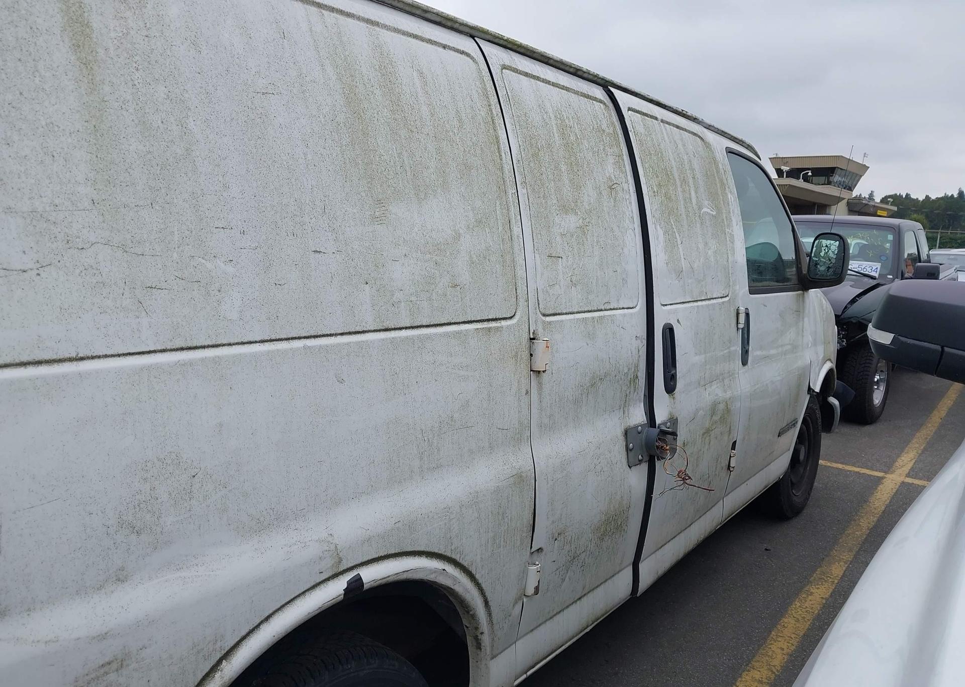 2001 GMC SAVANA G2500
