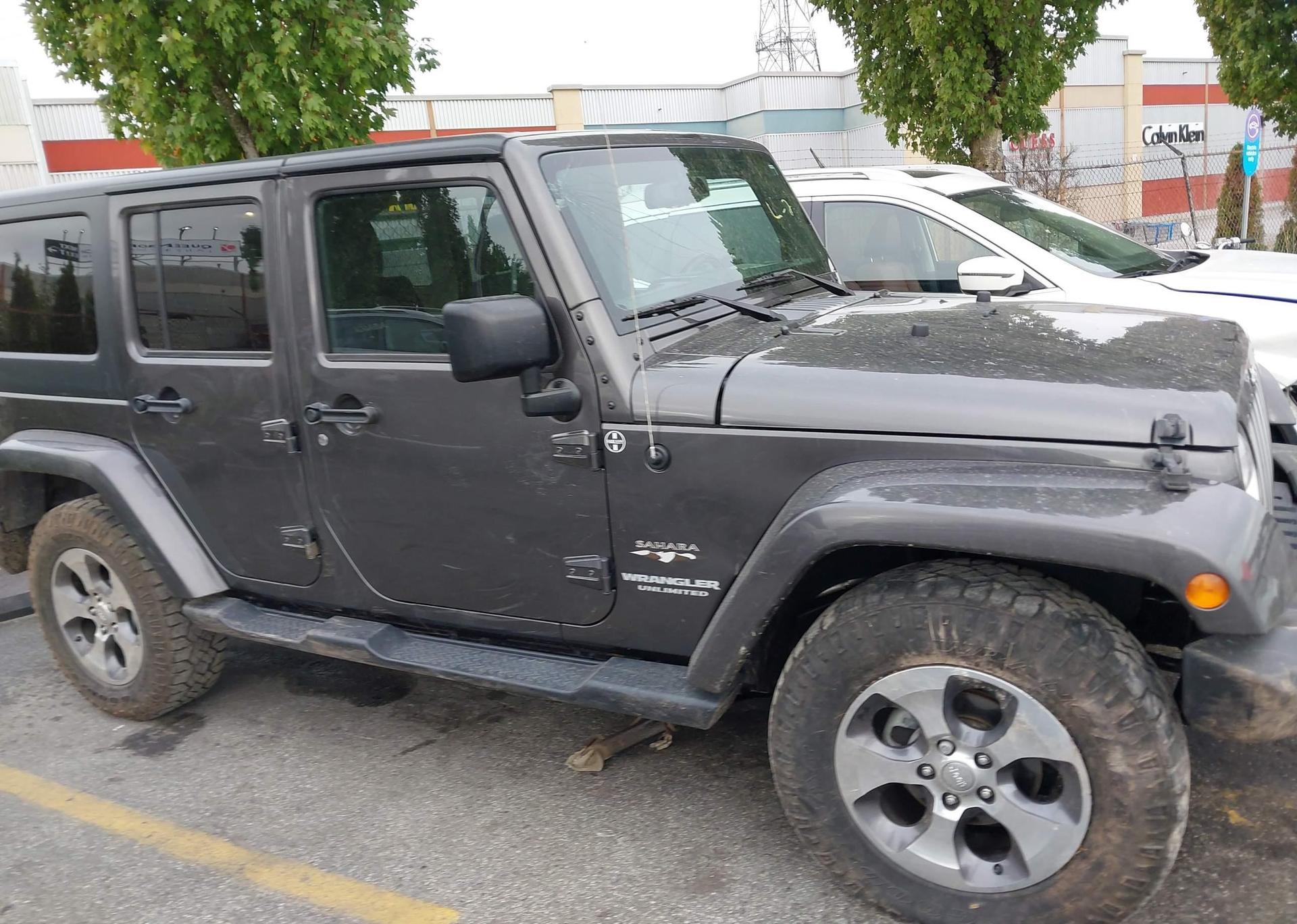 2017 JEEP WRANGLER UNLIMITED SAHARA