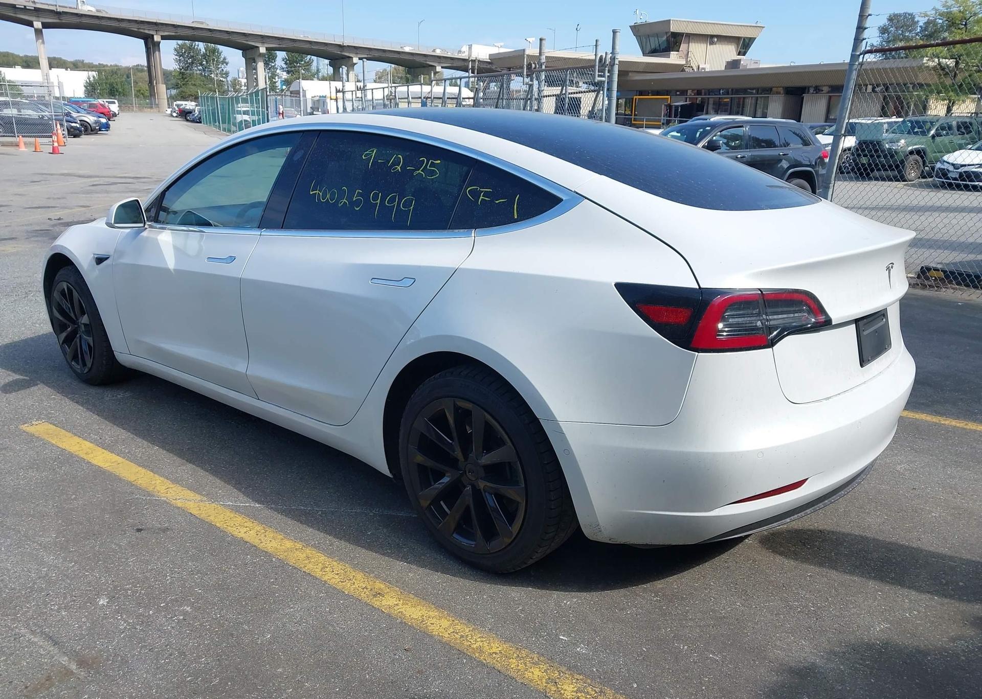 2019 TESLA MODEL 3