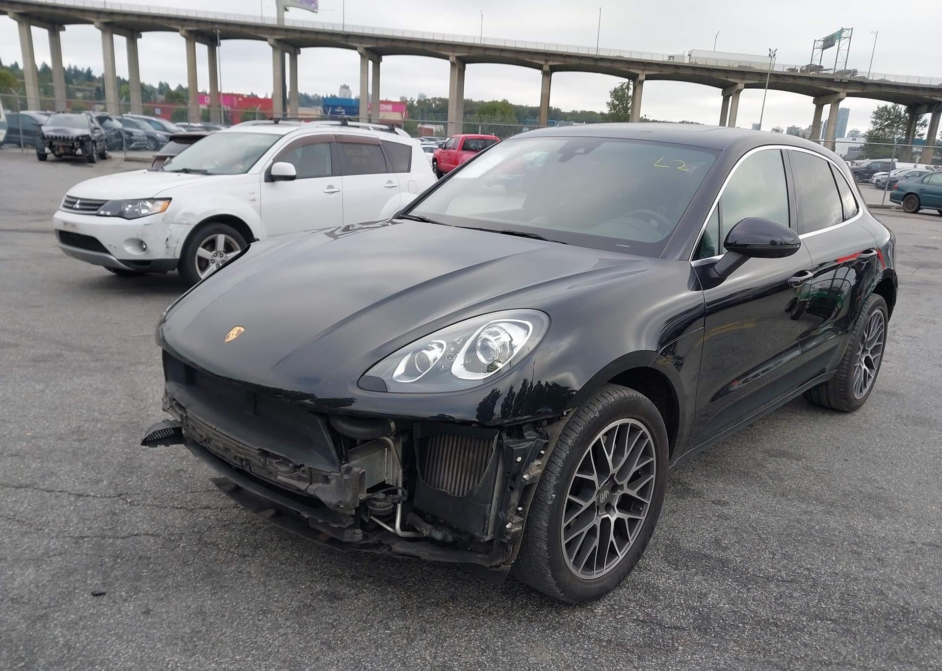 2017 PORSCHE MACAN