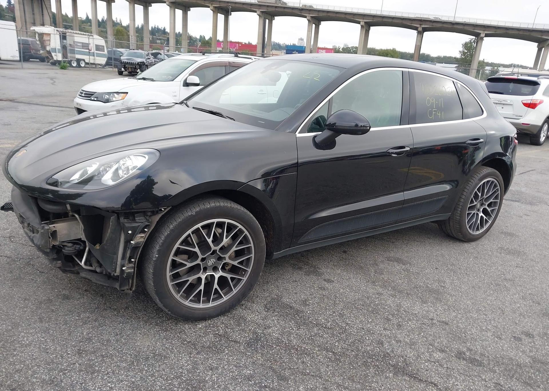 2017 PORSCHE MACAN