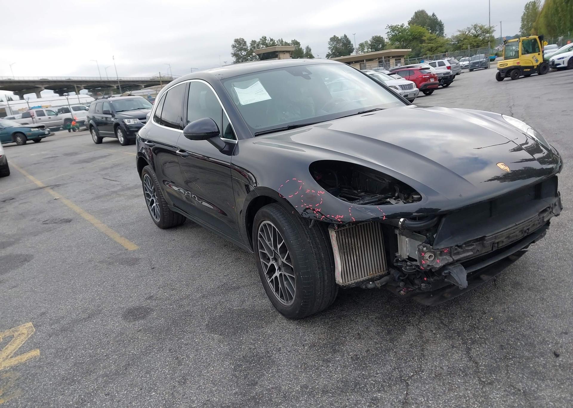 2017 PORSCHE MACAN