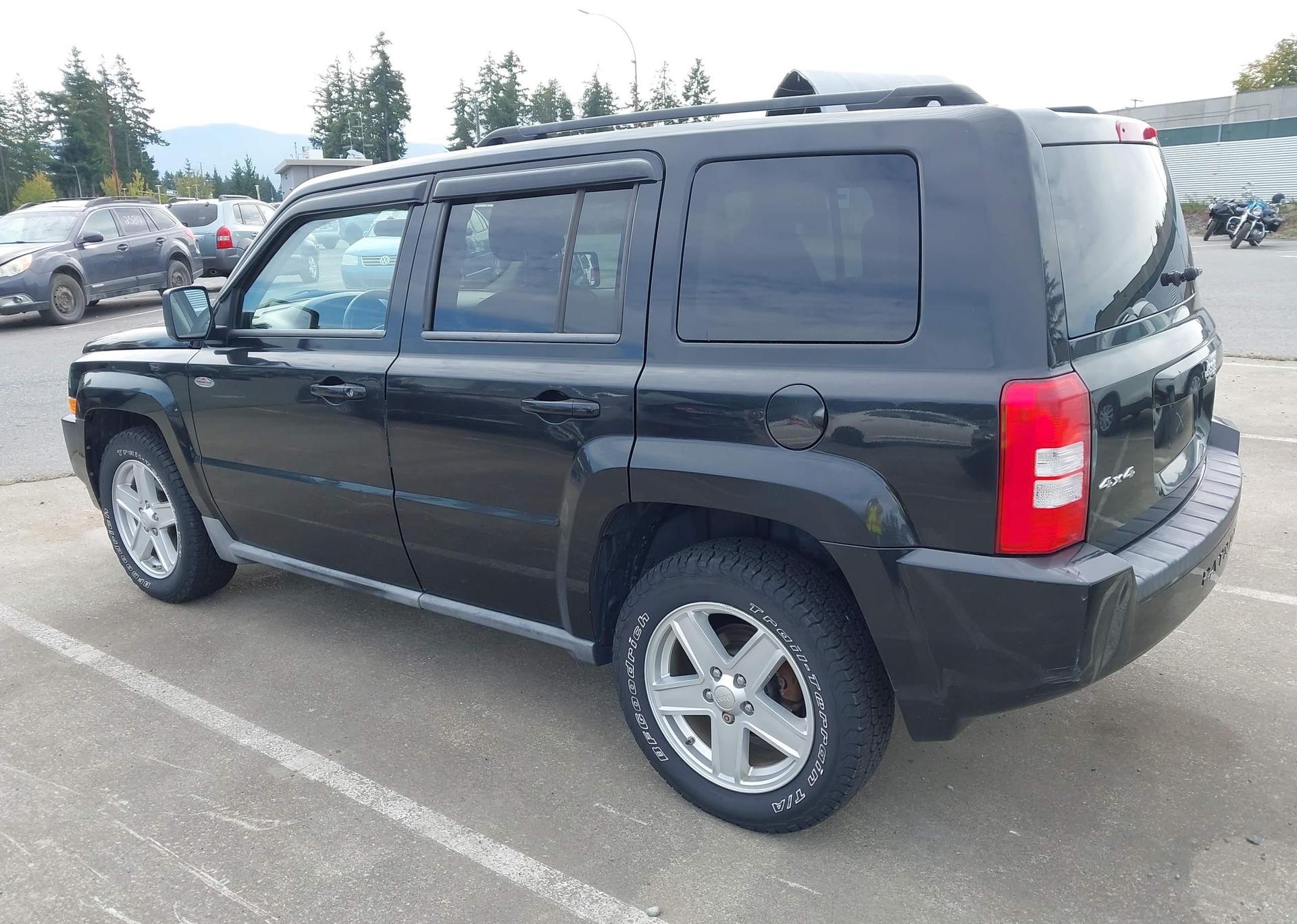 2010 JEEP PATRIOT SPORT