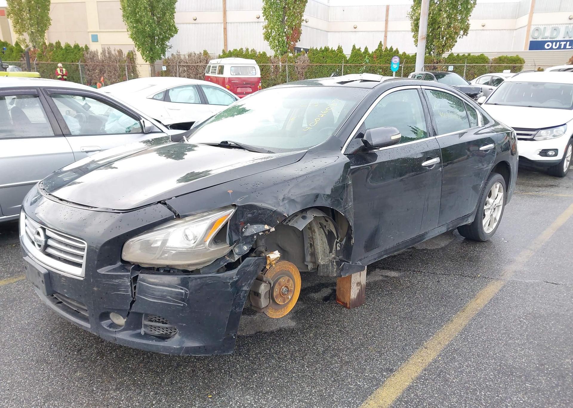 2013 NISSAN MAXIMA S