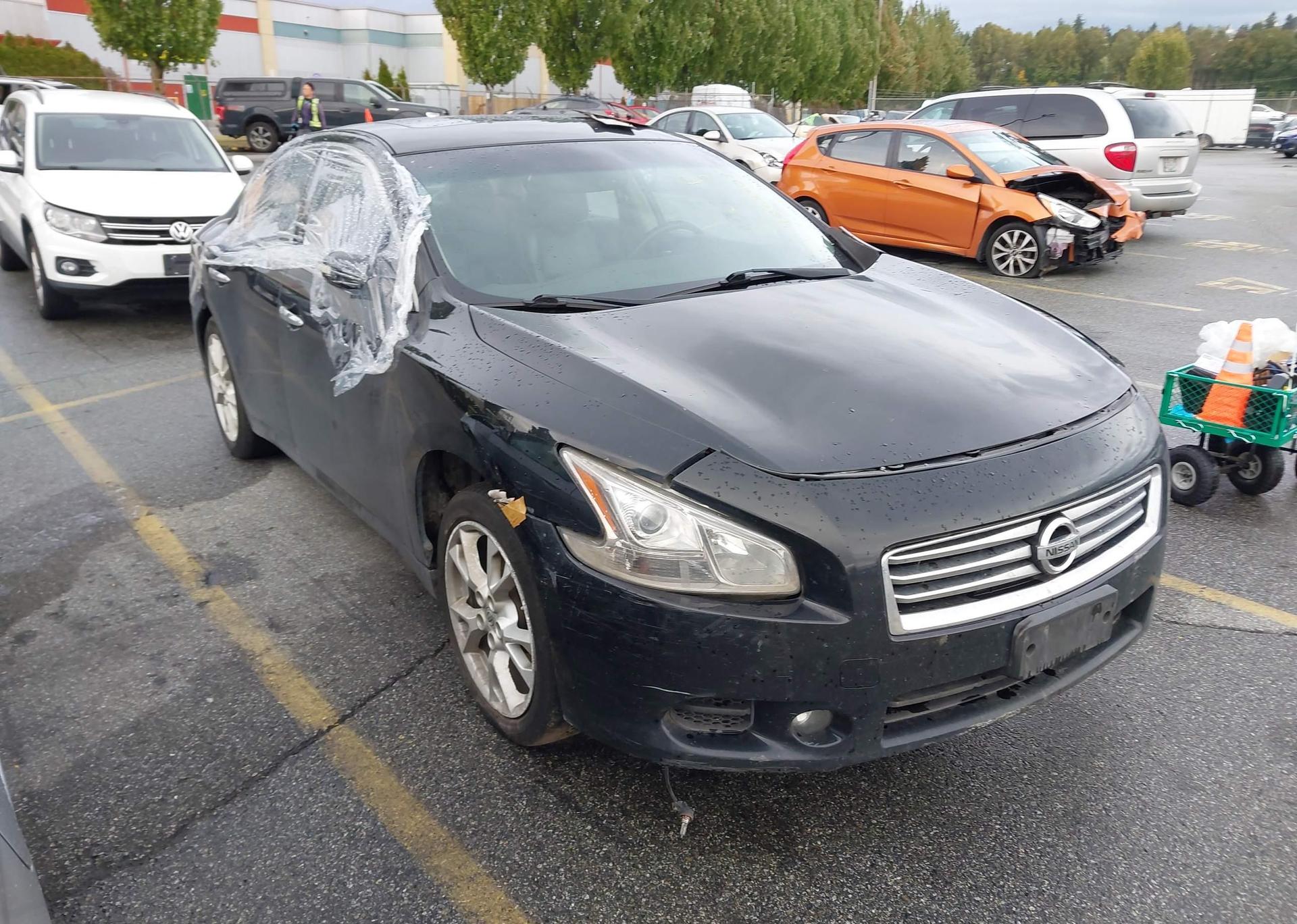 2013 NISSAN MAXIMA S