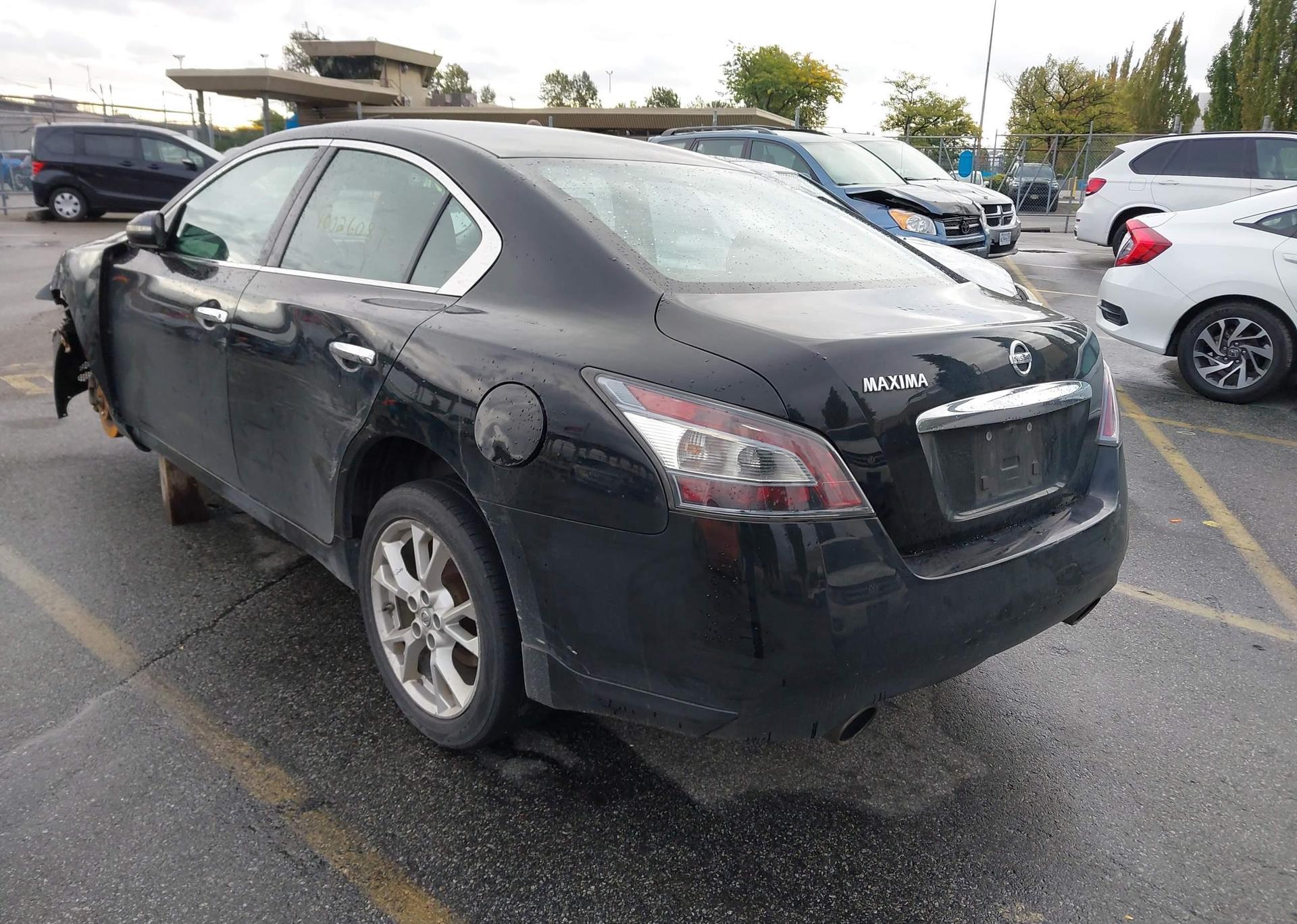 2013 NISSAN MAXIMA S