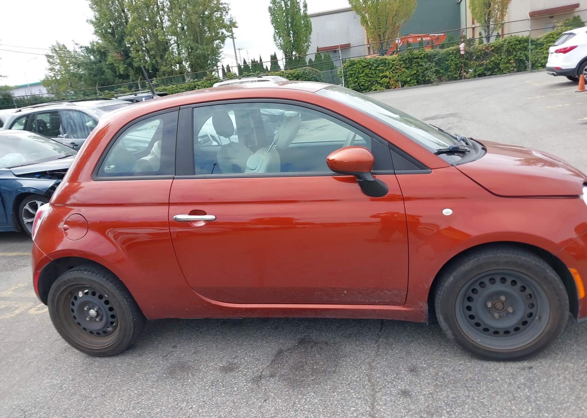 2012 FIAT 500 POP