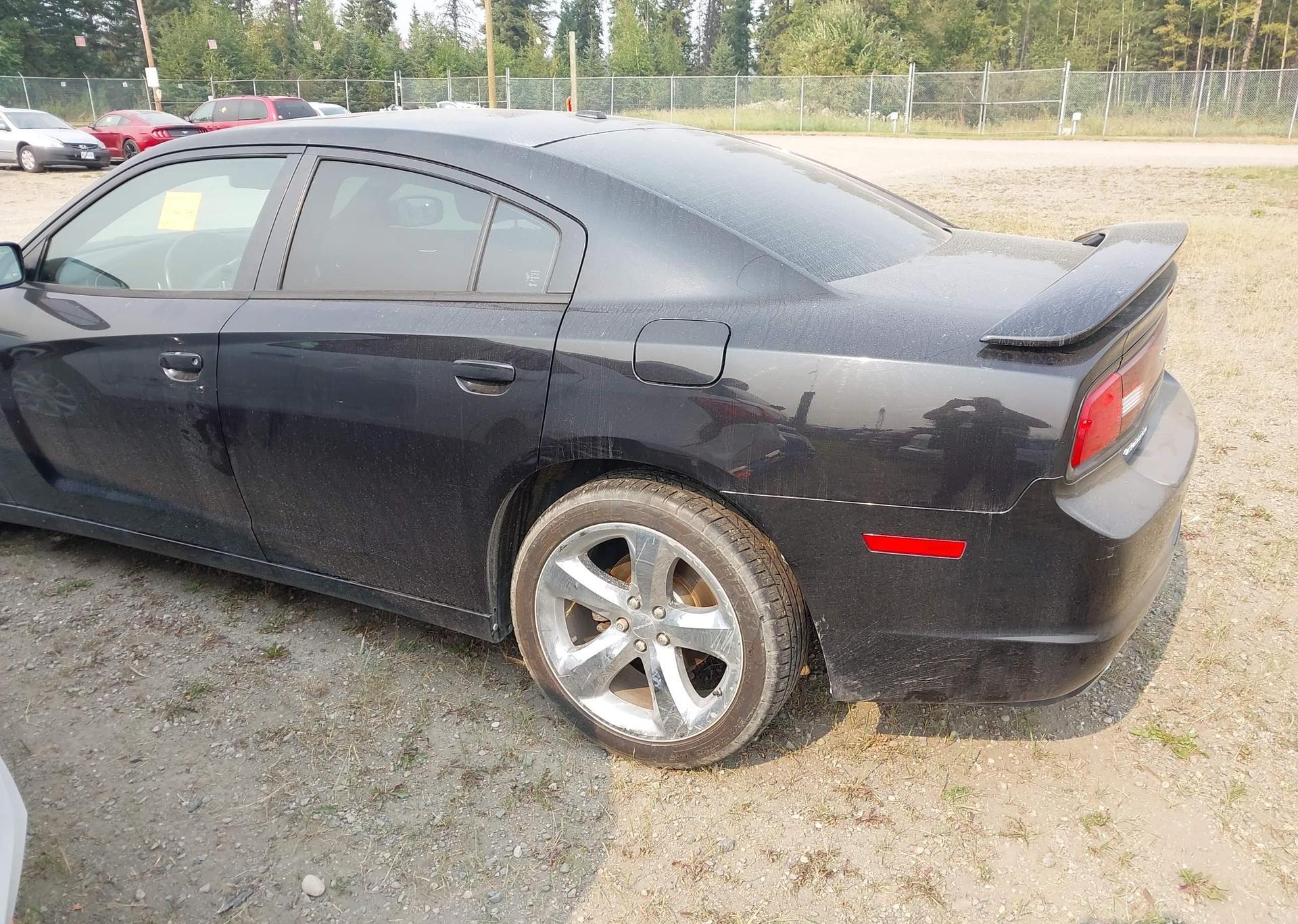 2011 DODGE CHARGER