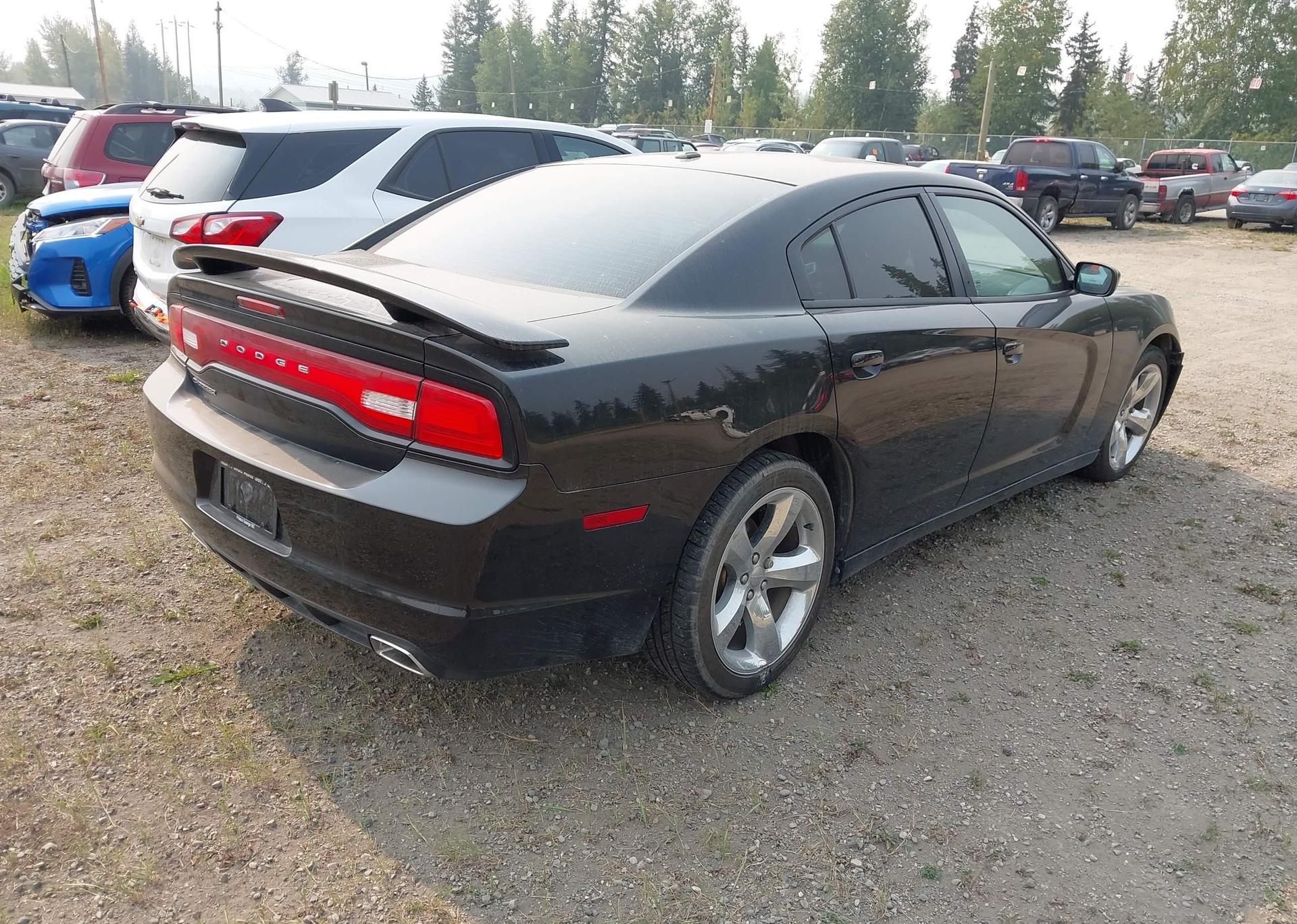 2011 DODGE CHARGER