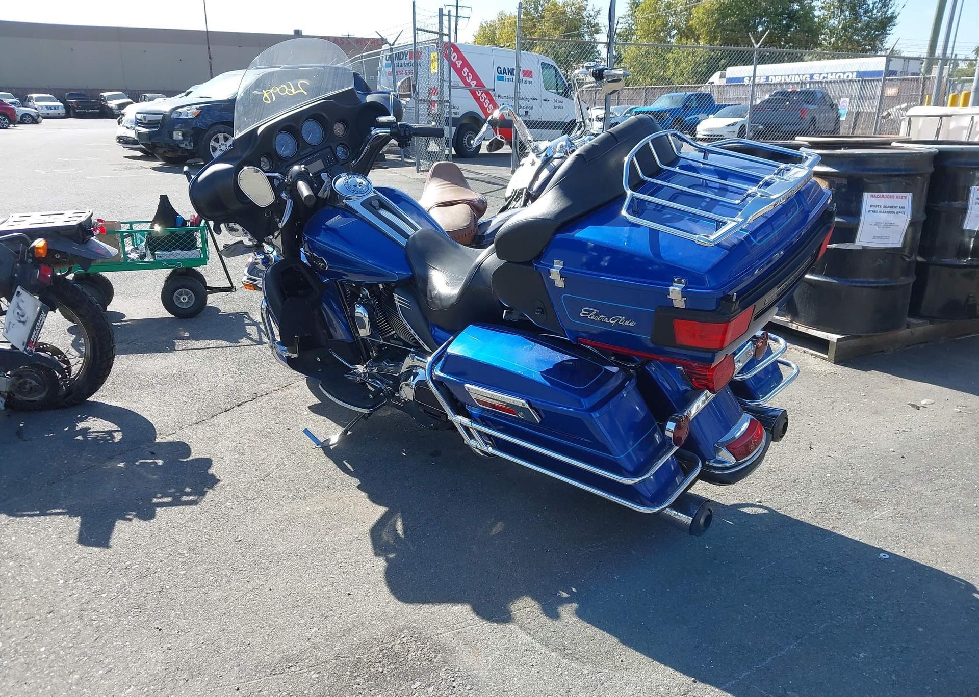 2009 HARLEY-DAVIDSON FLHTCU