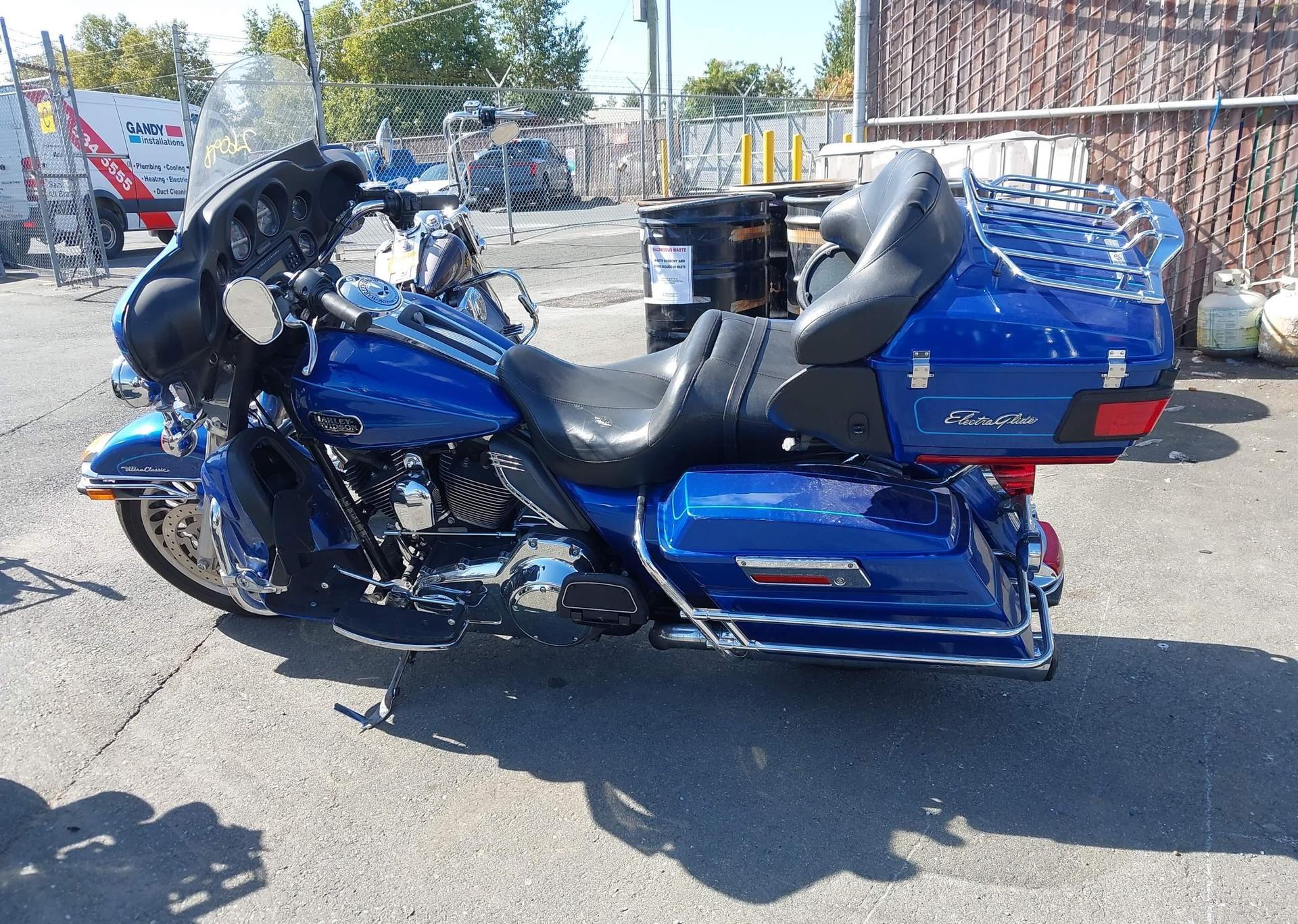 2009 HARLEY-DAVIDSON FLHTCU