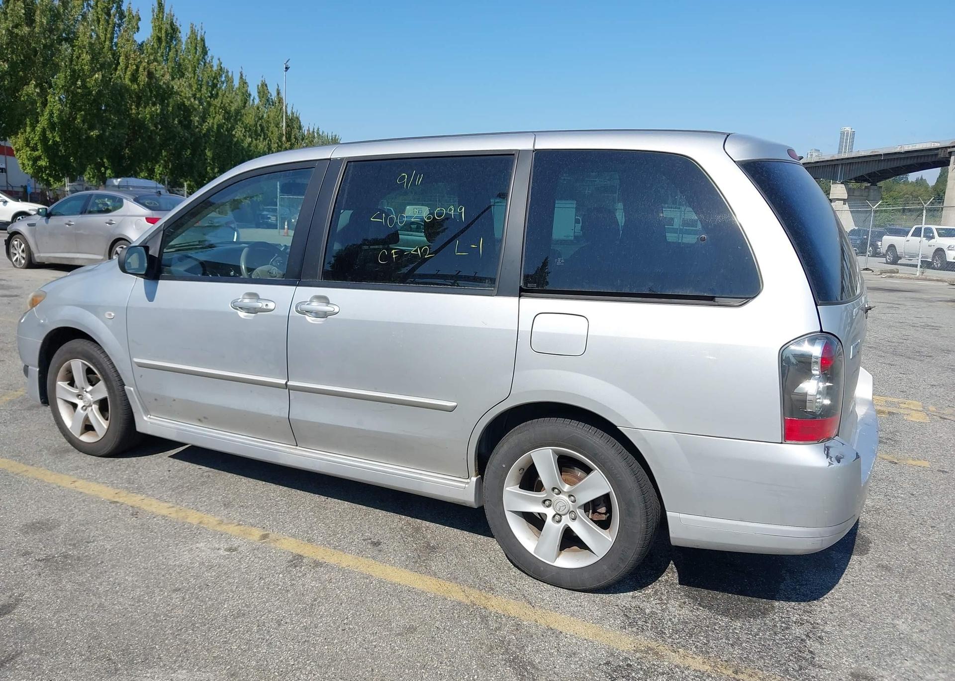 2005 MAZDA MPV WAGON