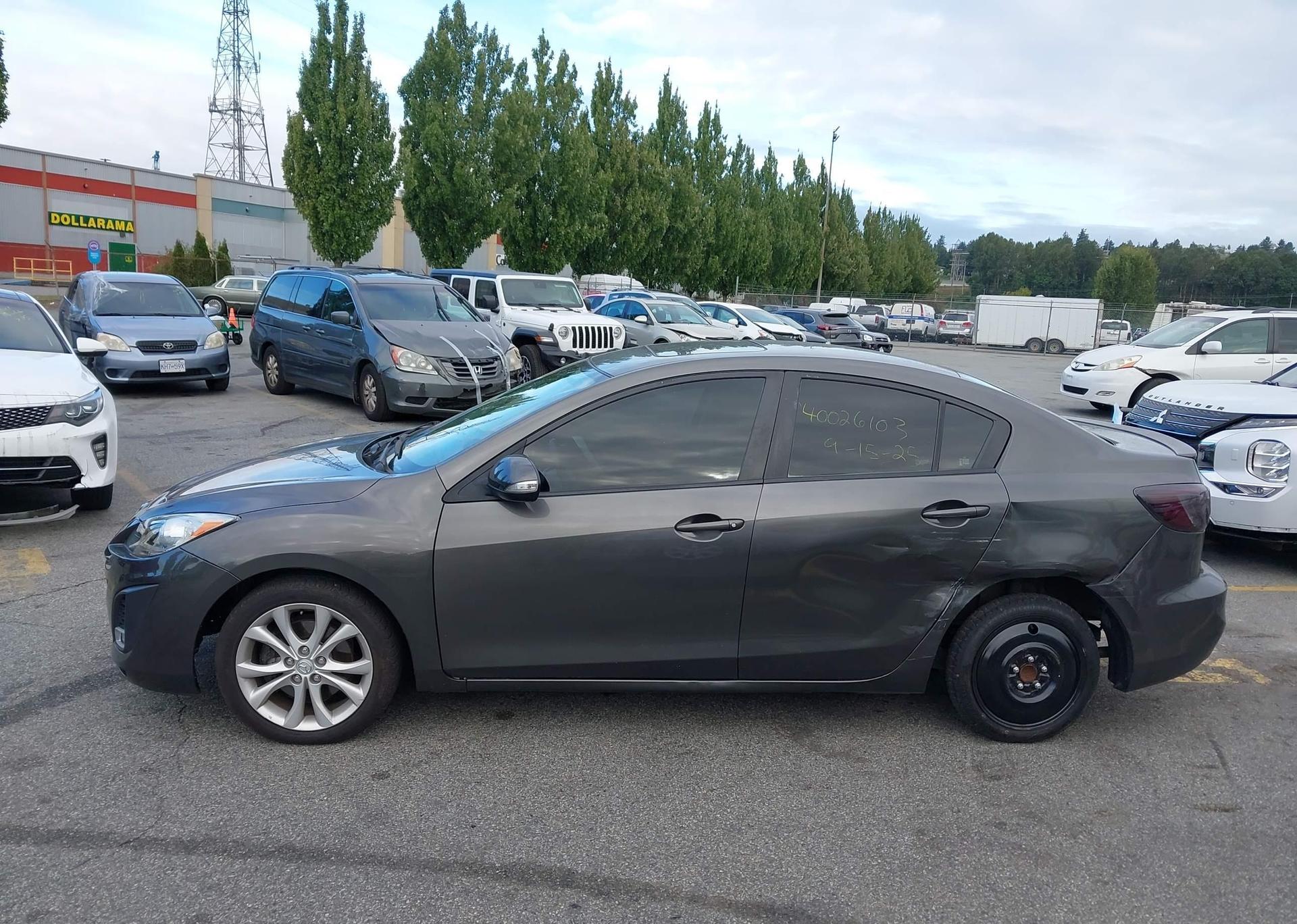 2010 MAZDA 3 S