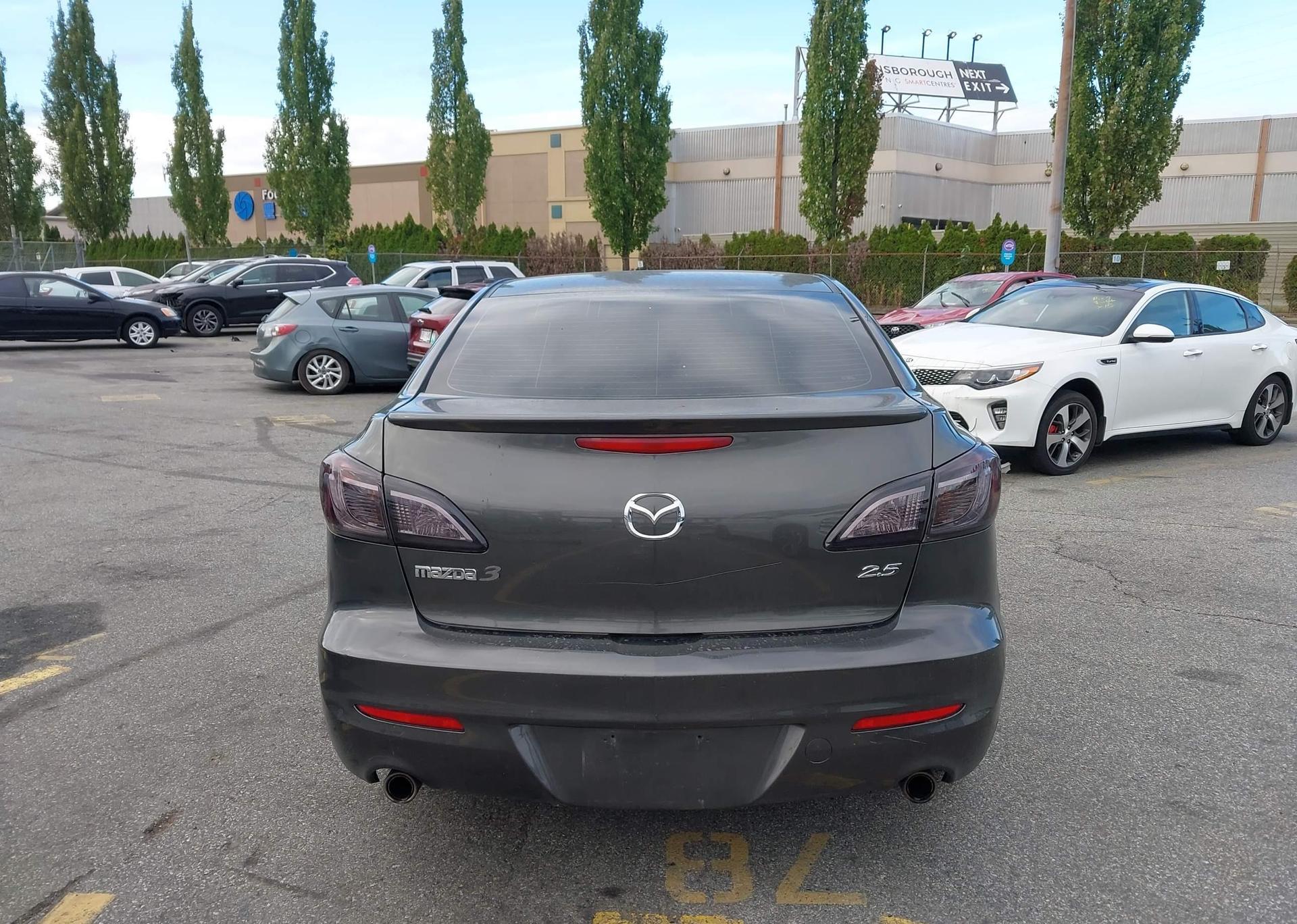 2010 MAZDA 3 S