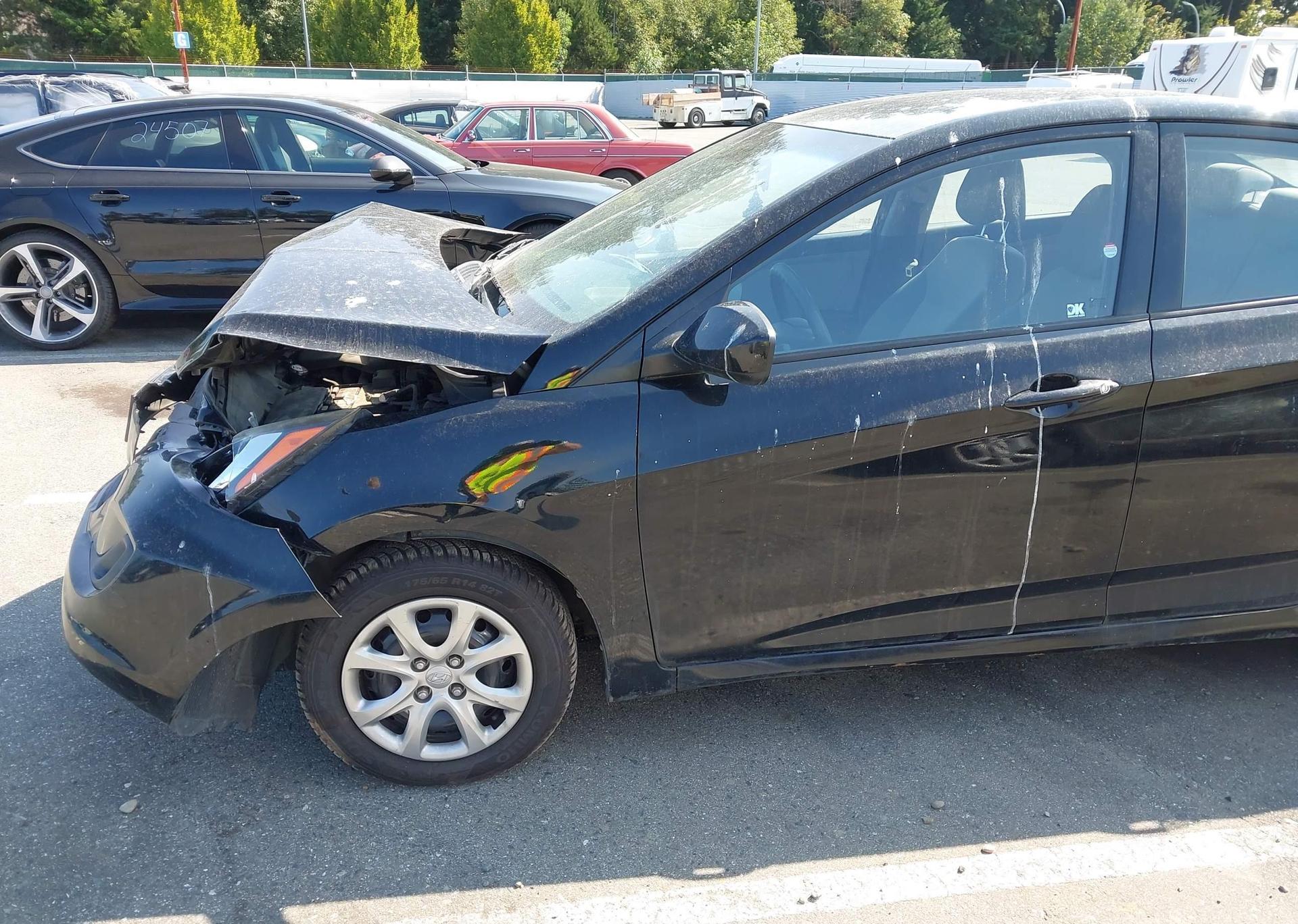 2012 HYUNDAI ACCENT GLS
