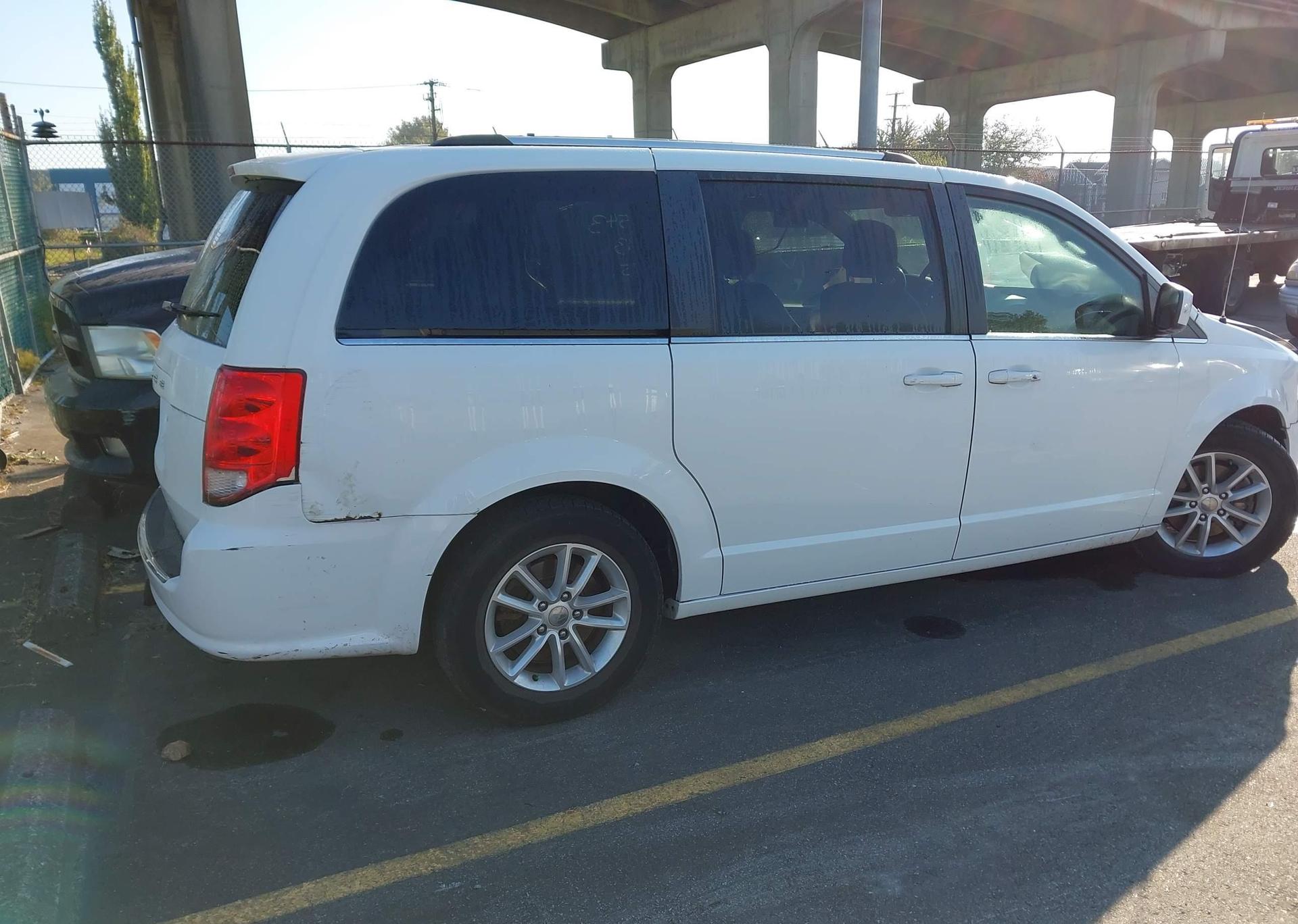 2019 DODGE GRAND CARAVAN SE