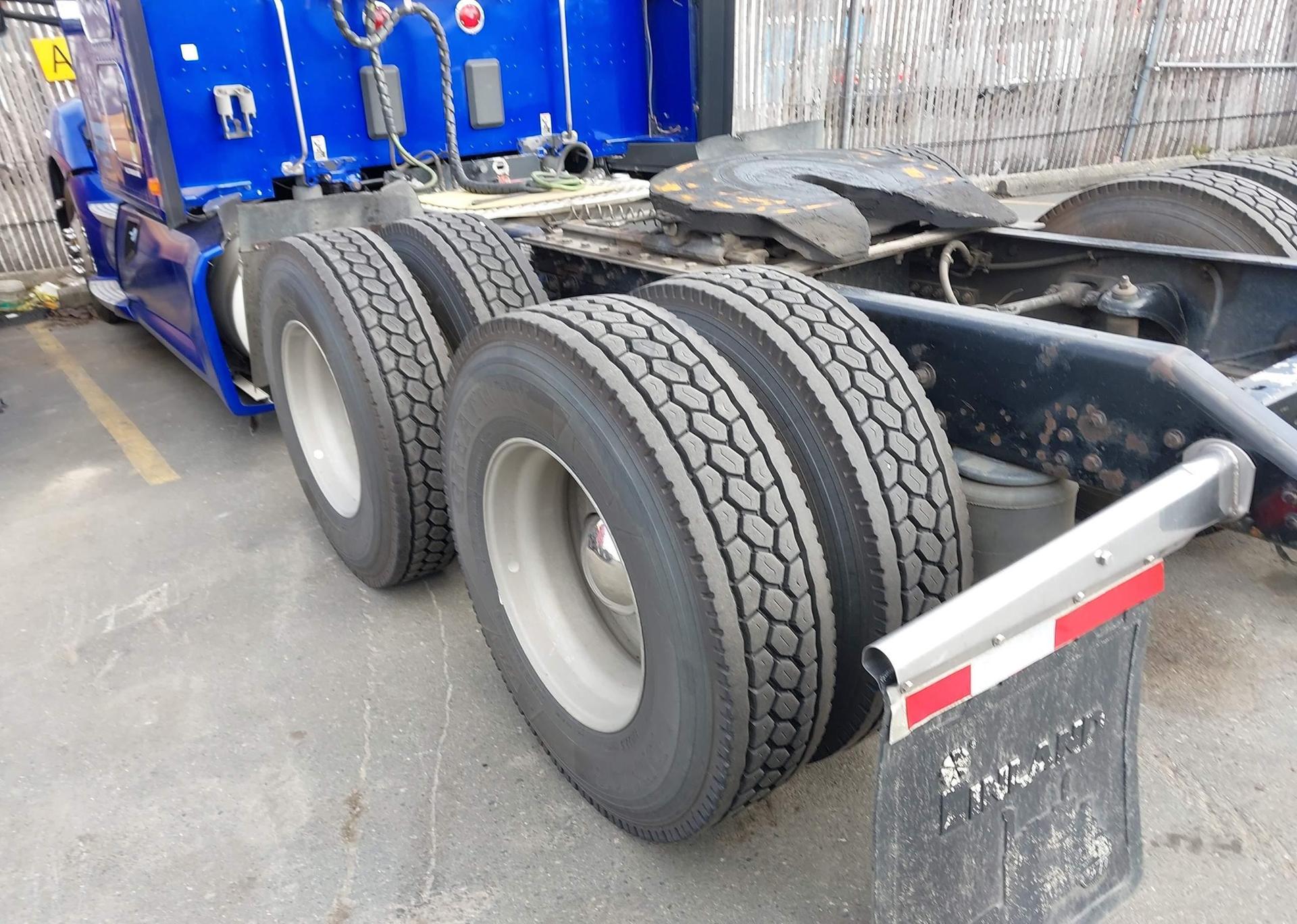 2017 KENWORTH CONSTRUCTION T680