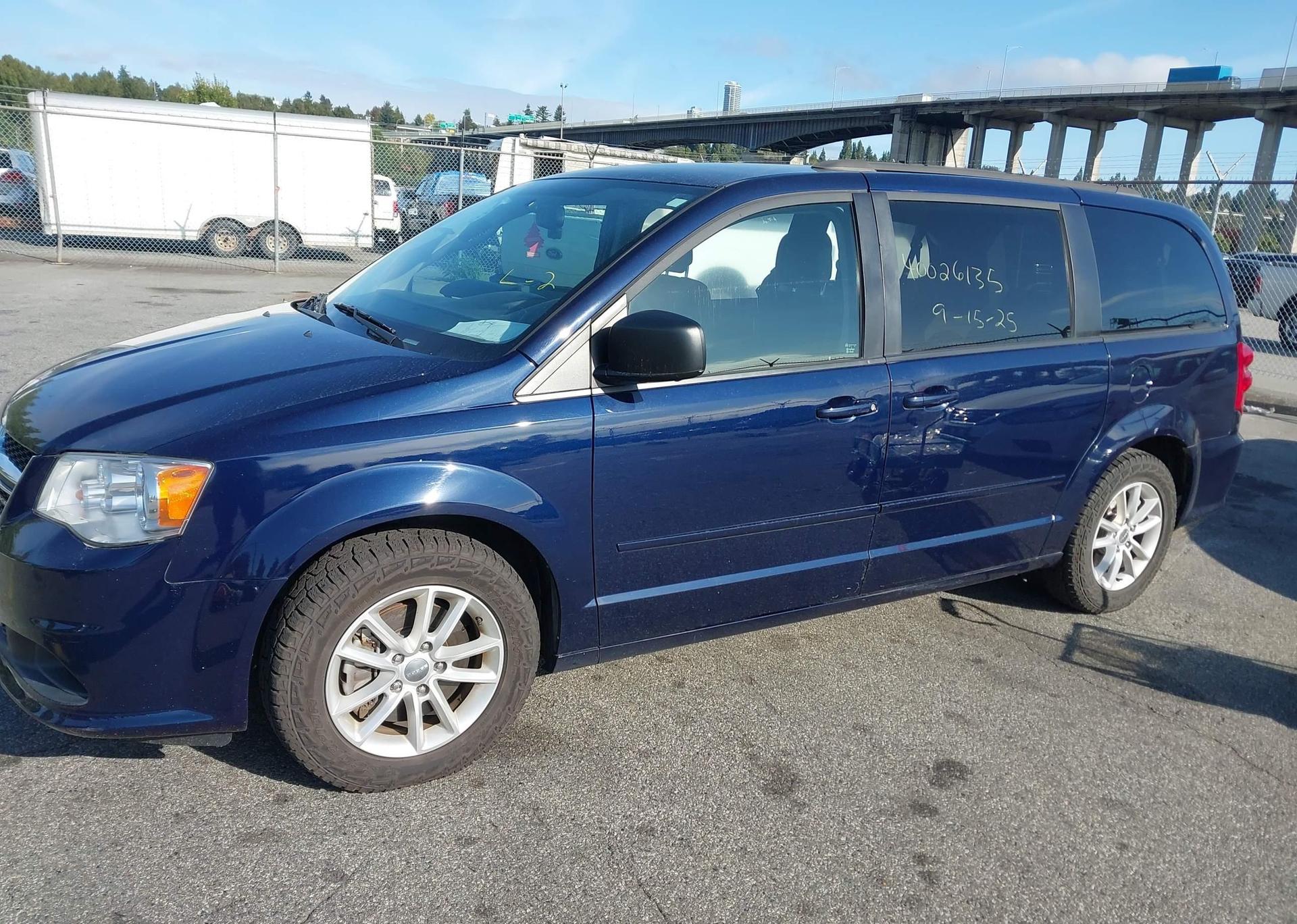 2015 DODGE GRAND CARAVAN SE