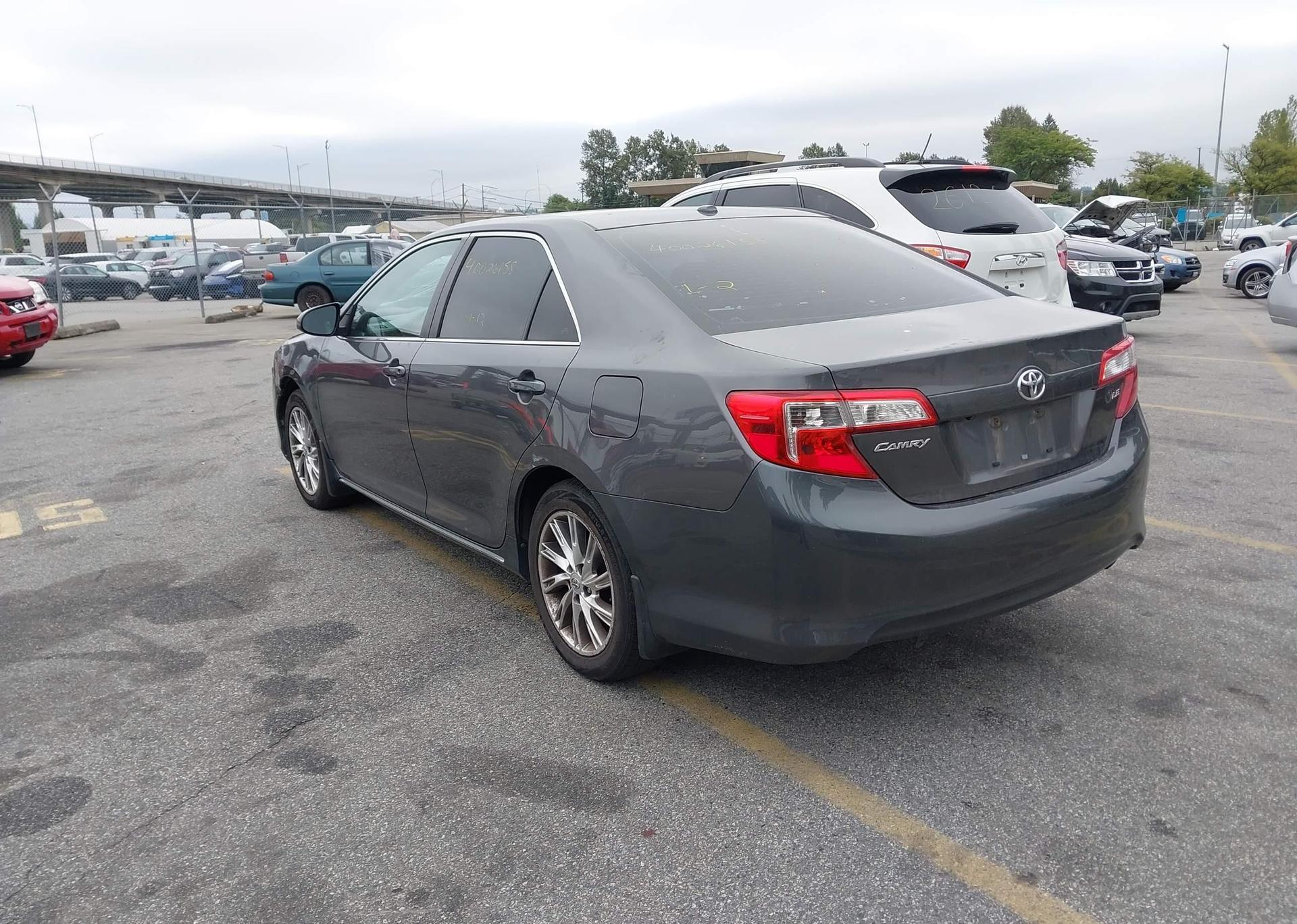 2013 TOYOTA CAMRY