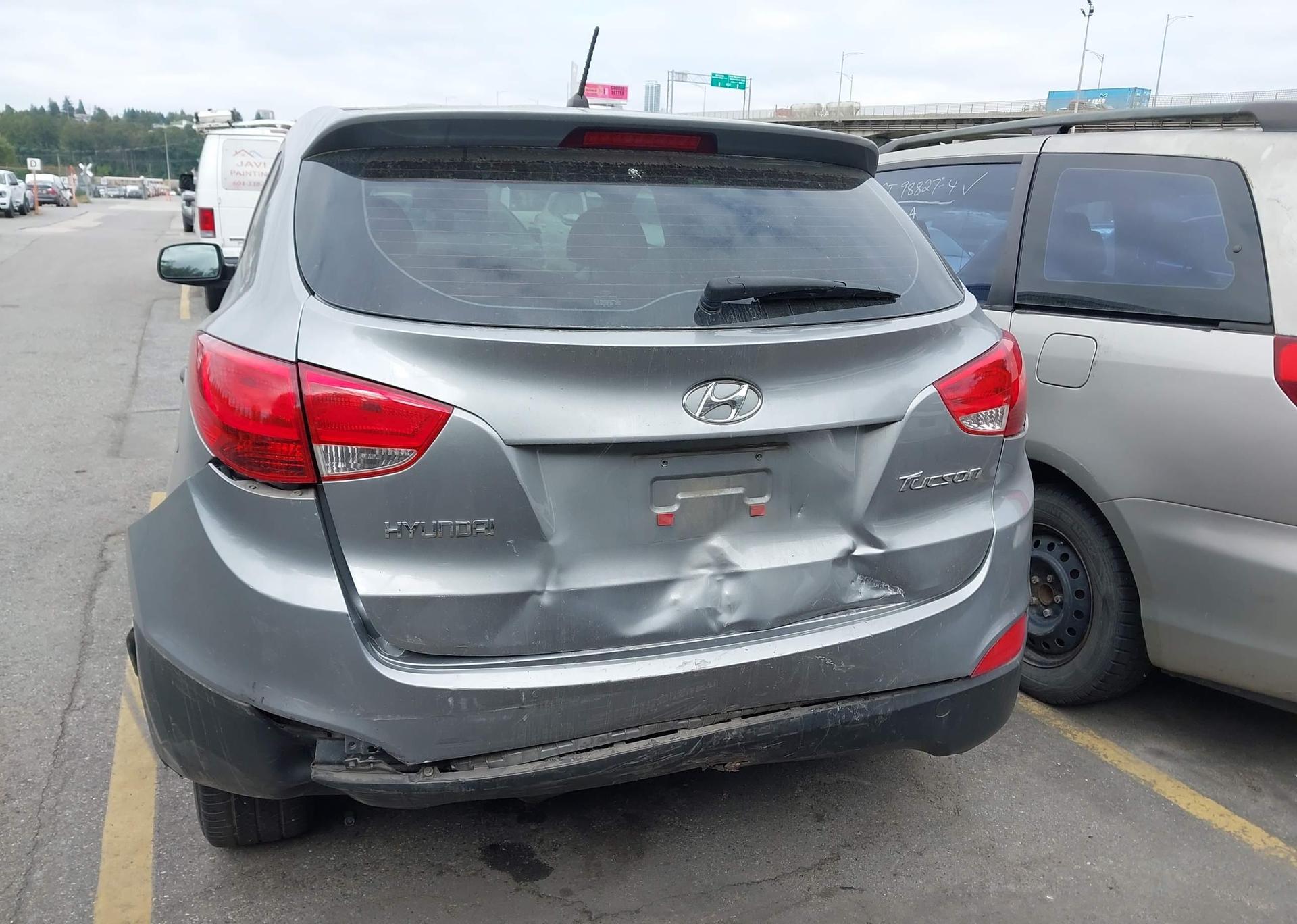 2011 HYUNDAI TUCSON GL