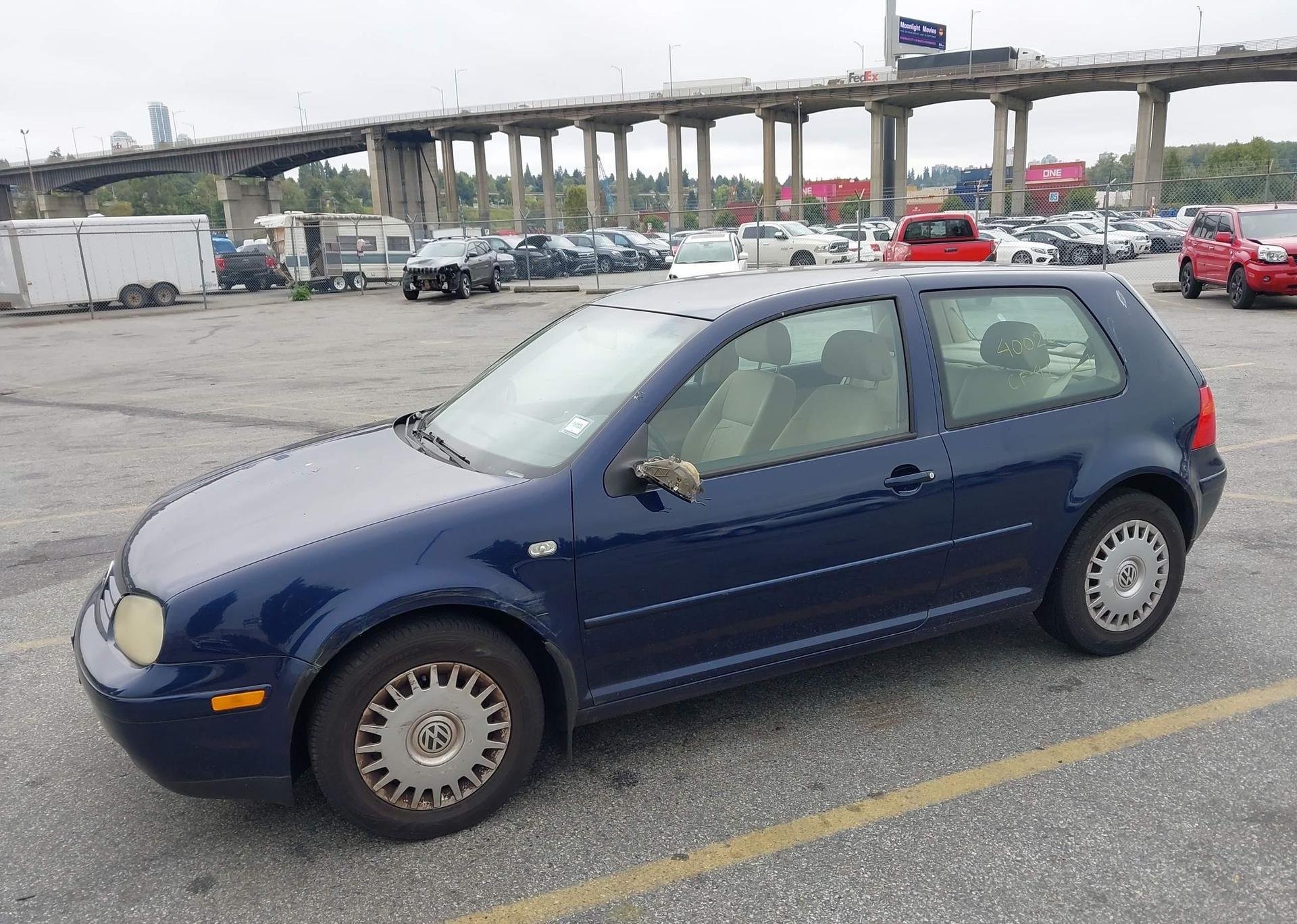 2001 VOLKSWAGEN GOLF