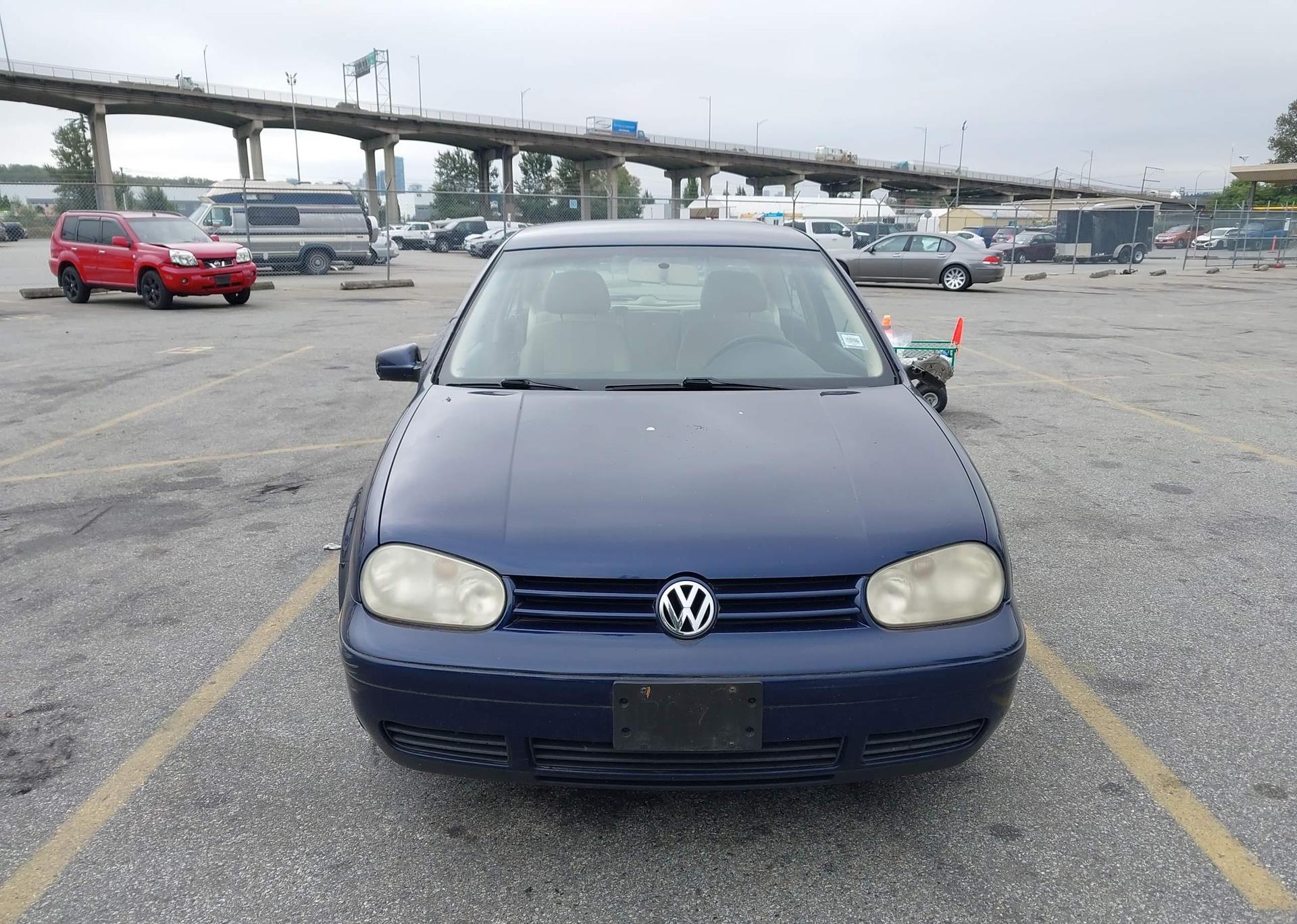 2001 VOLKSWAGEN GOLF
